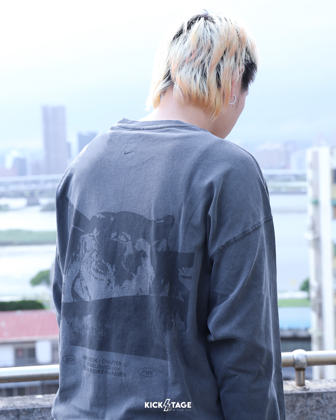 男款 NIKE AS DB M NK TEE OS LS BOOKER 碳黑 印花 狗狗 寬版 長T【IH5086-010】NKTF