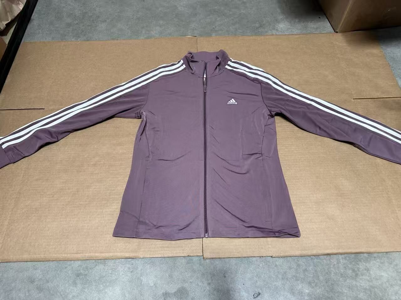 【直播】adidas LX032443 女裝運動外套(紫色)