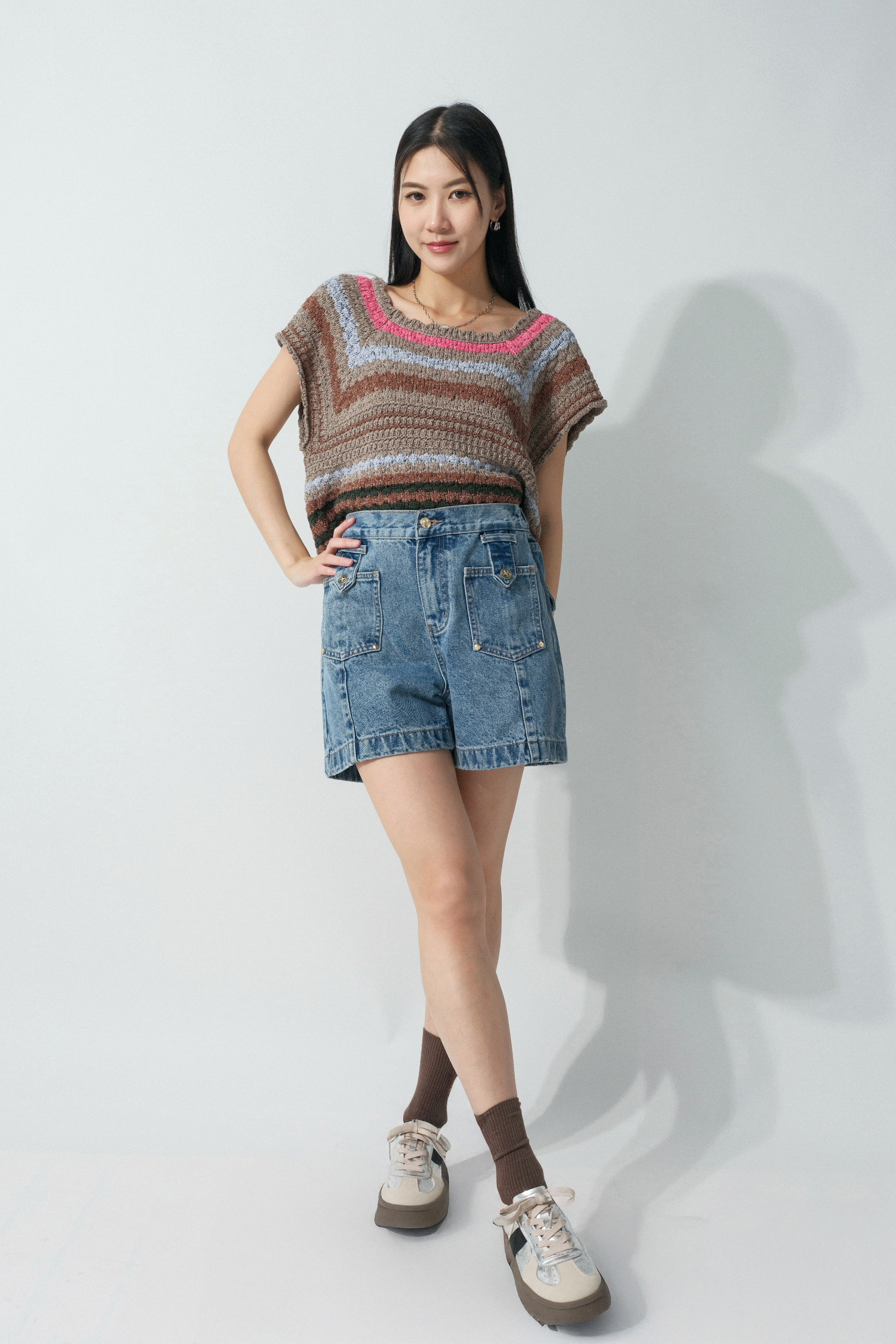 裝飾搭帶明袋牛仔短褲（預購產品）