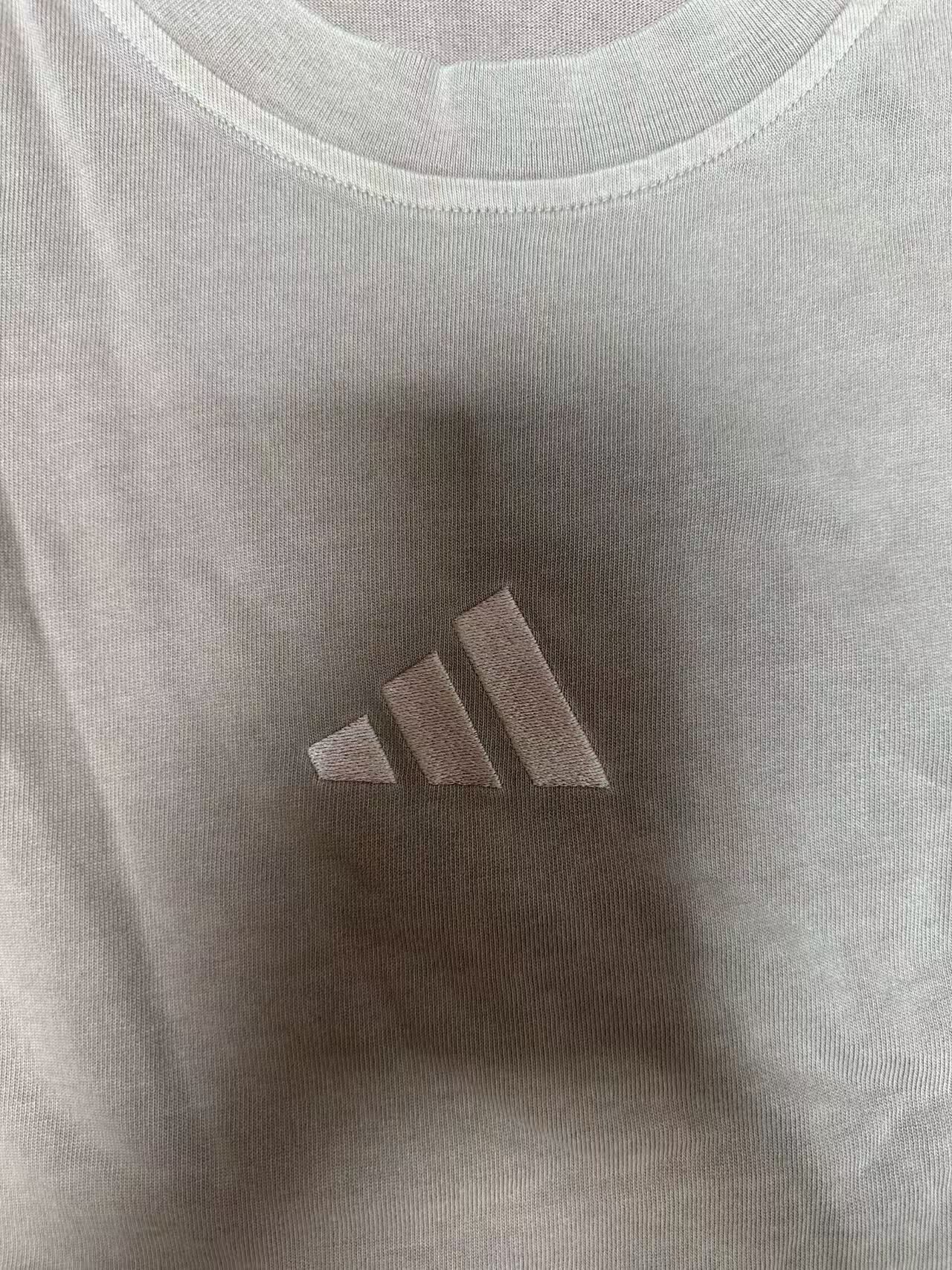 【直播】adidas LX032448 小LOGO 男裝短袖上衣