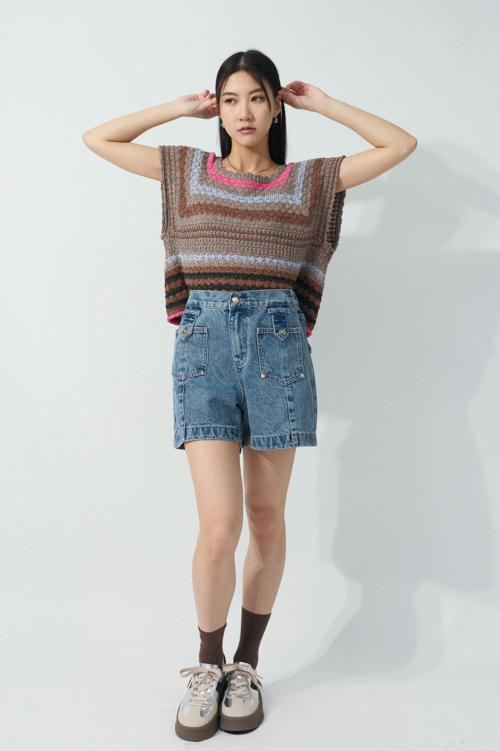 織花彩間方領針織上衣（預購產品）