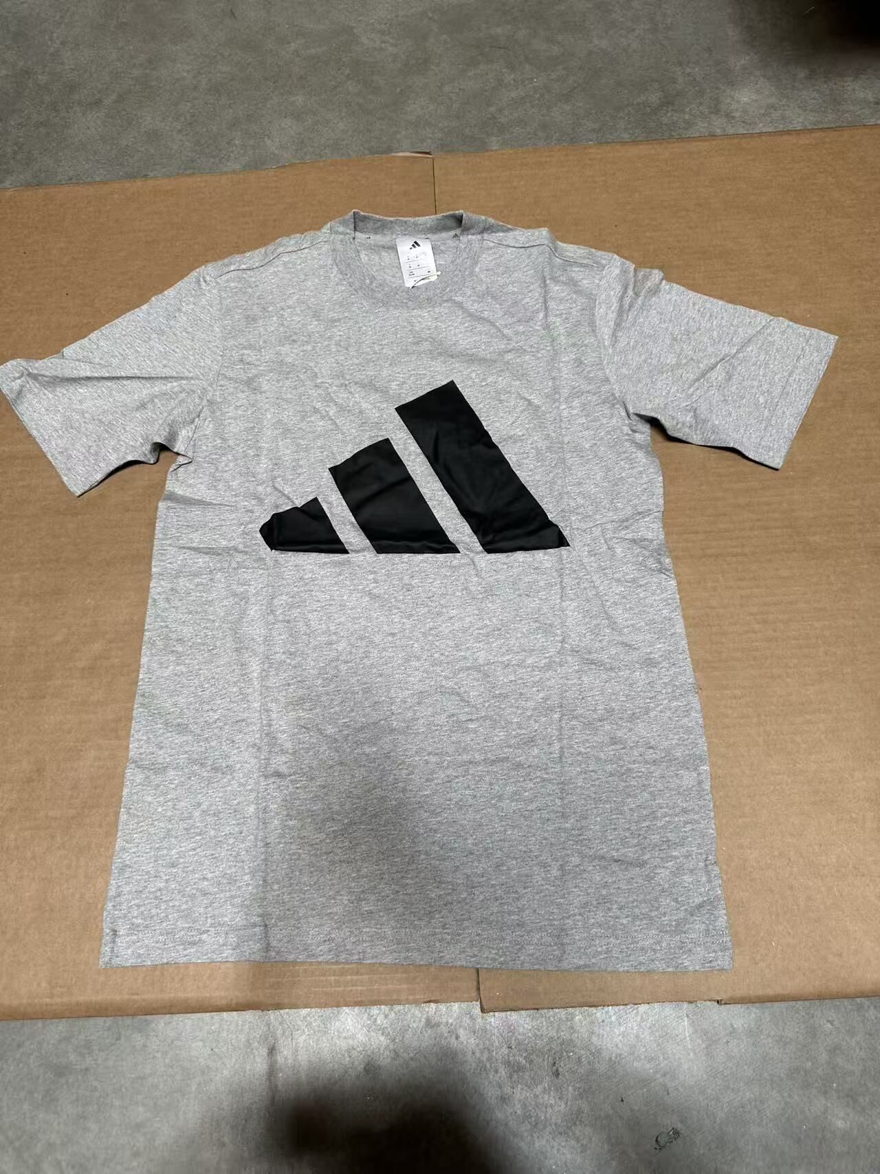 【直播】adidas LX032450 男裝短袖上衣