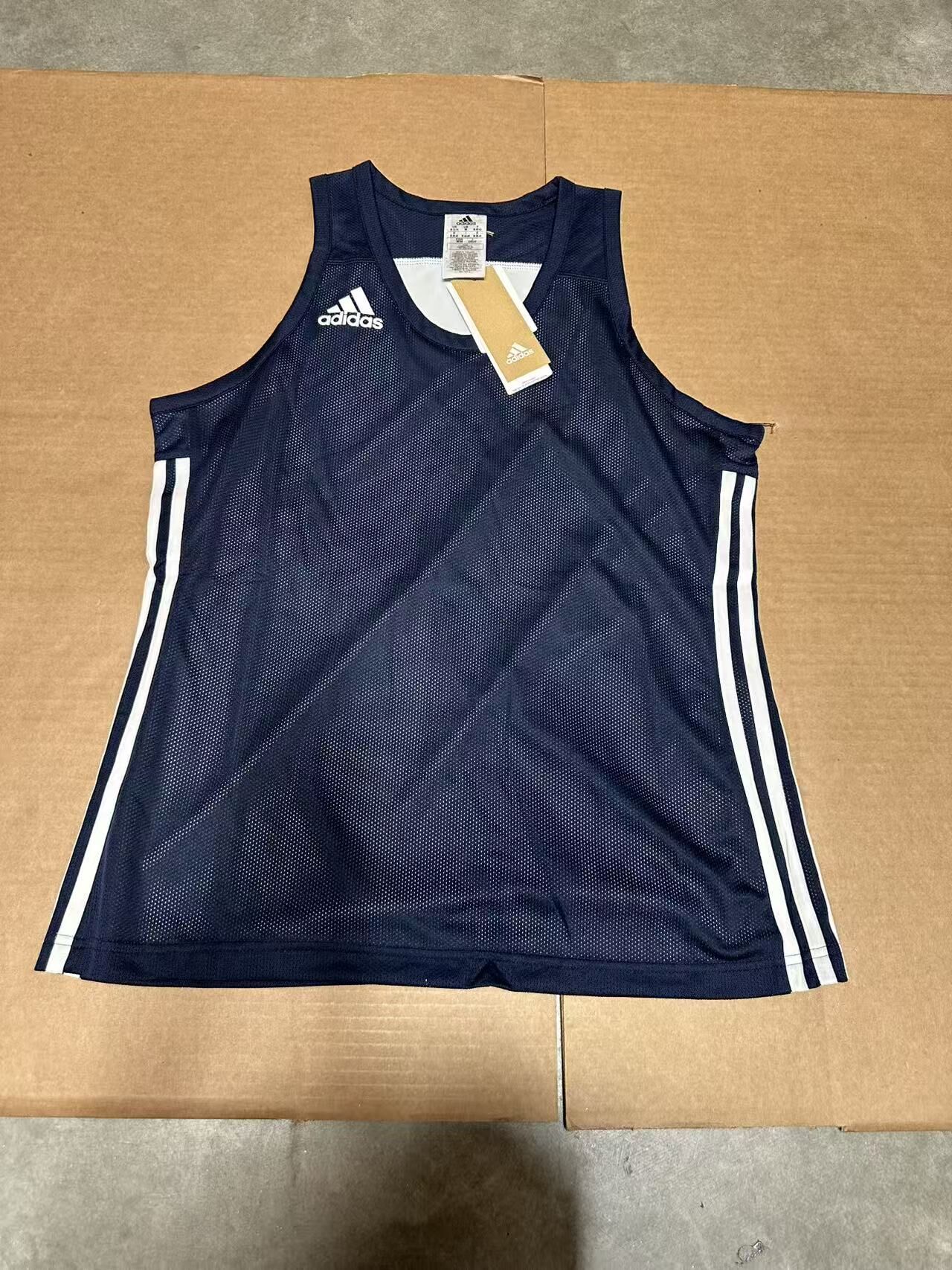 【直播】adidas LX032452 男裝背心