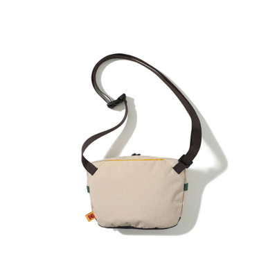 XE028 KODAK Hardy Mini Crossbody Bag (RFID Blocker) 長 15.5 cm × 高 21 cm × 寬 5.5cm