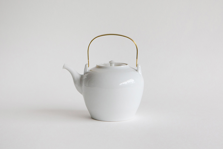 村上雄一 - 白磁壺 黃銅對開提把 / 中