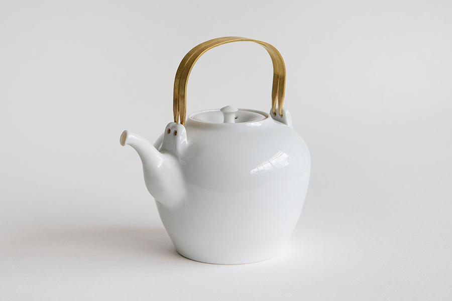 村上雄一 - 白磁壺 黃銅對開提把 / 中