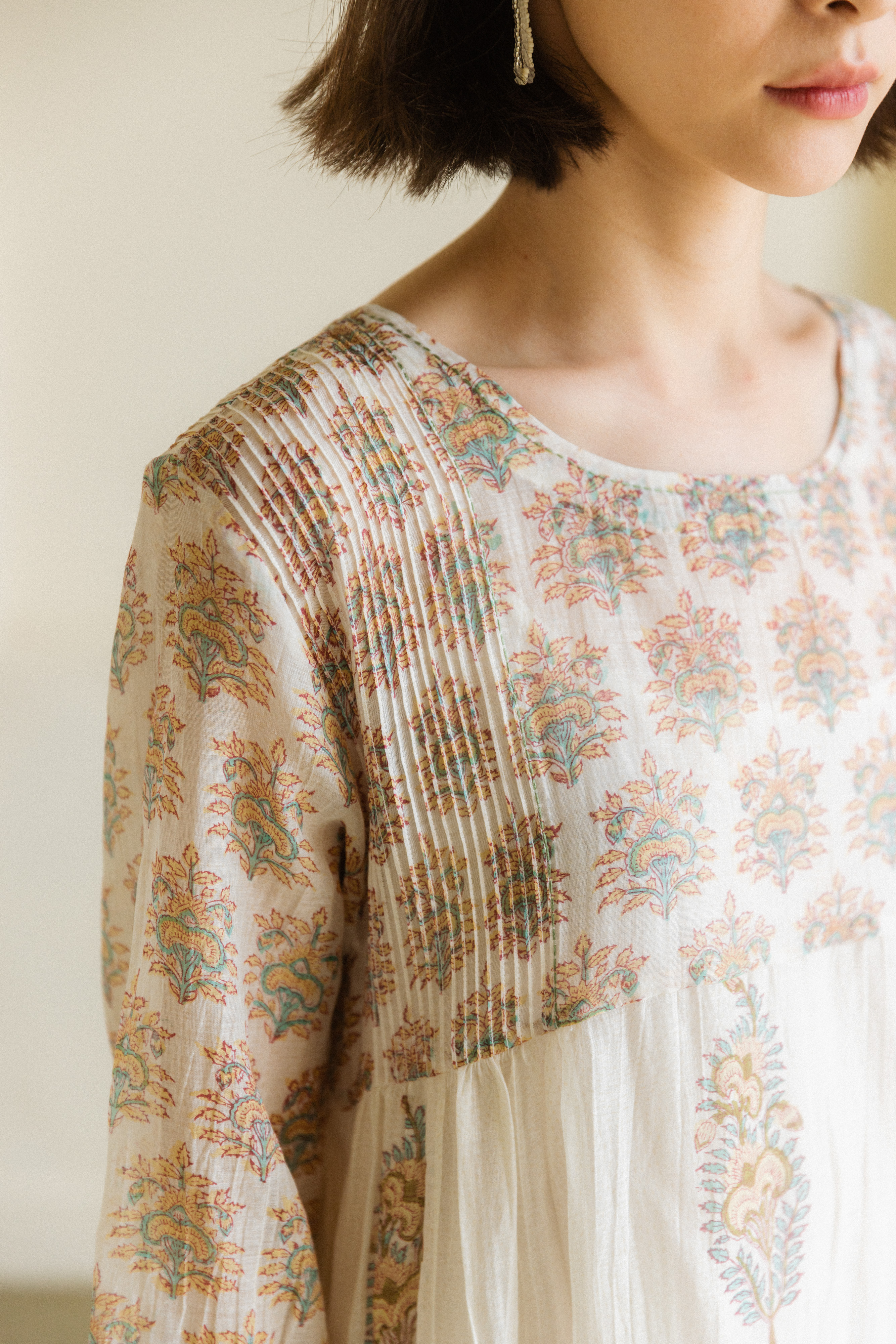 預購中【Lotus veda】長袖圖騰拼接絲棉長洋裝