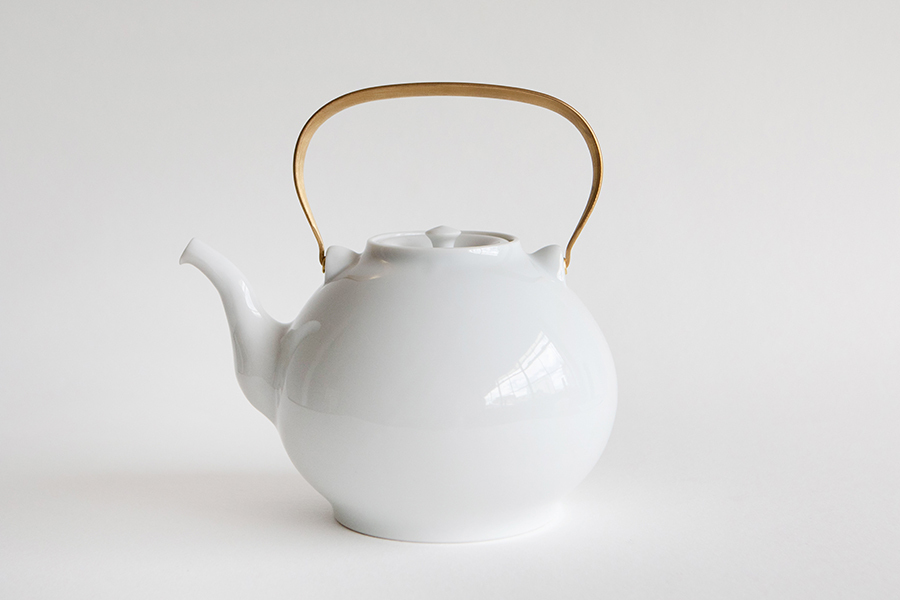 村上雄一 - 白磁壺 黃銅提把 / 大