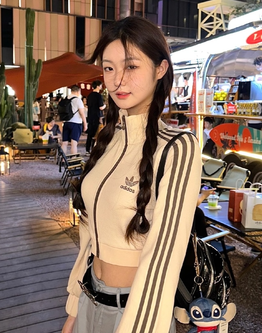 ADIDAS ORIGINALS 華夫格 奶油棕 短版 女款 米色 外套