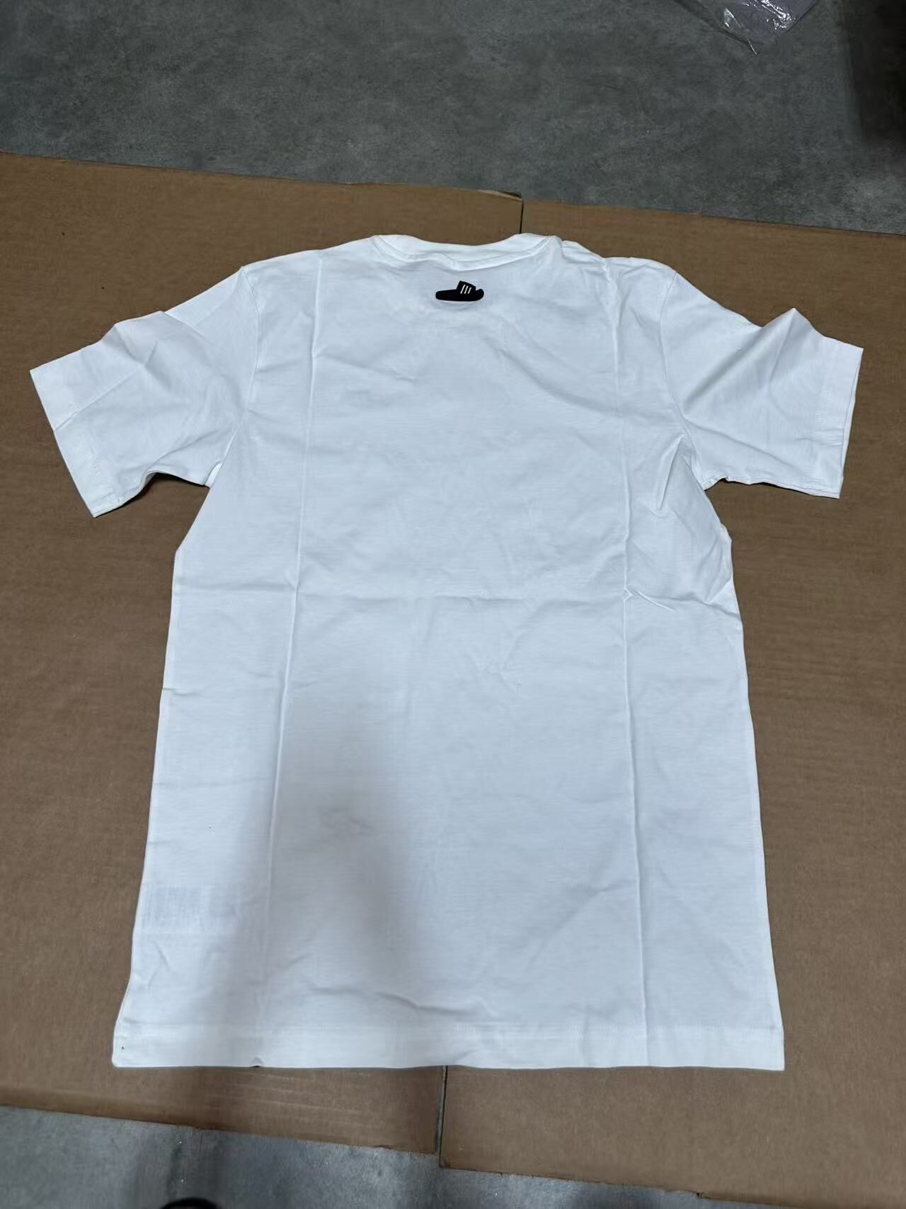 【直播】adidas LX032472 男裝短袖上衣