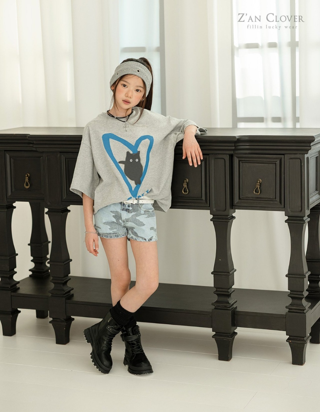 正韓夏ZAN CLOVER 愛心小黑貓上衣
