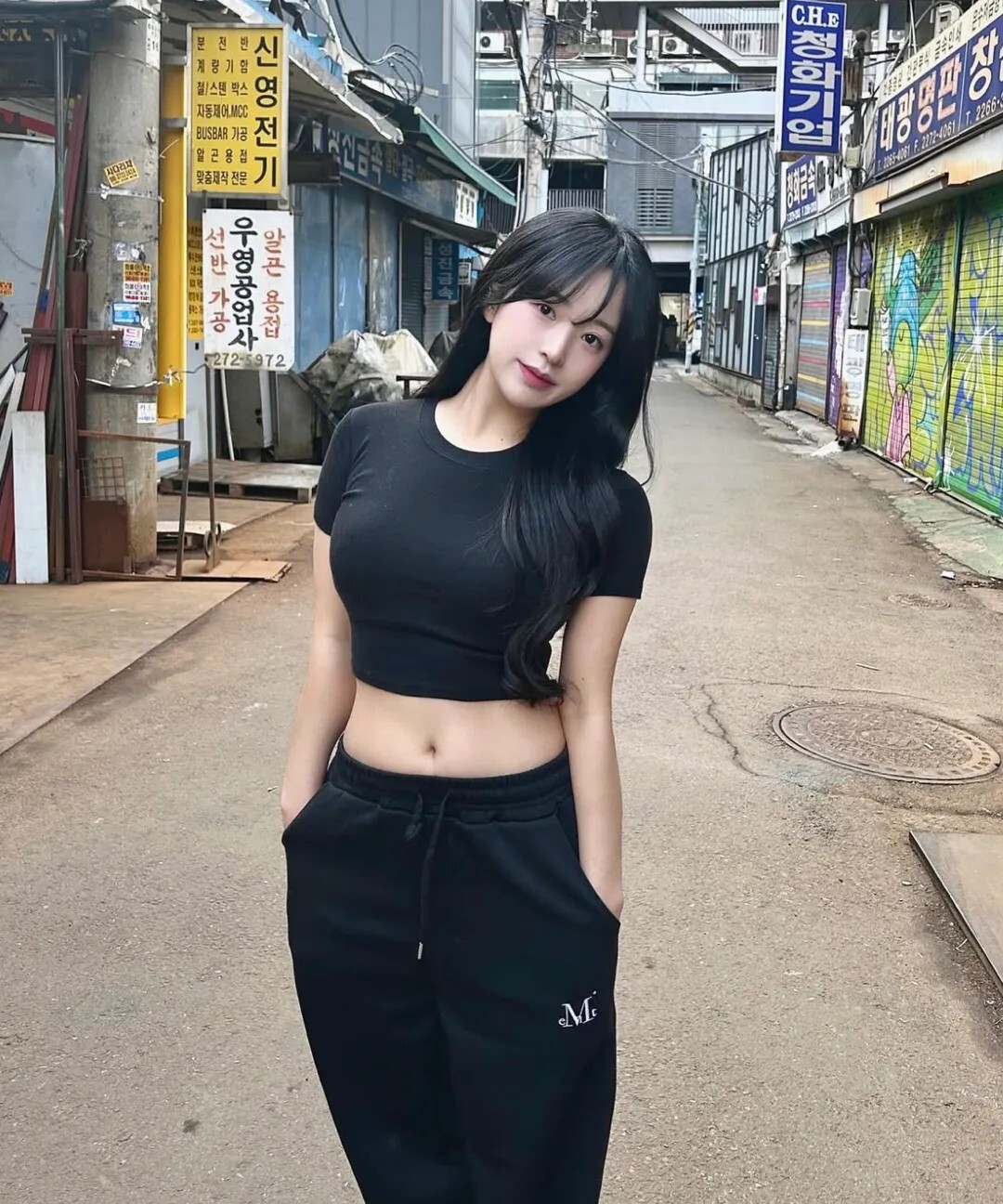 【OWN】MUCENT 休閒 長褲 寬版 棉褲 寬褲 單一尺寸 男版 女版 Oversize 黑色 灰色 白灰 刺繡