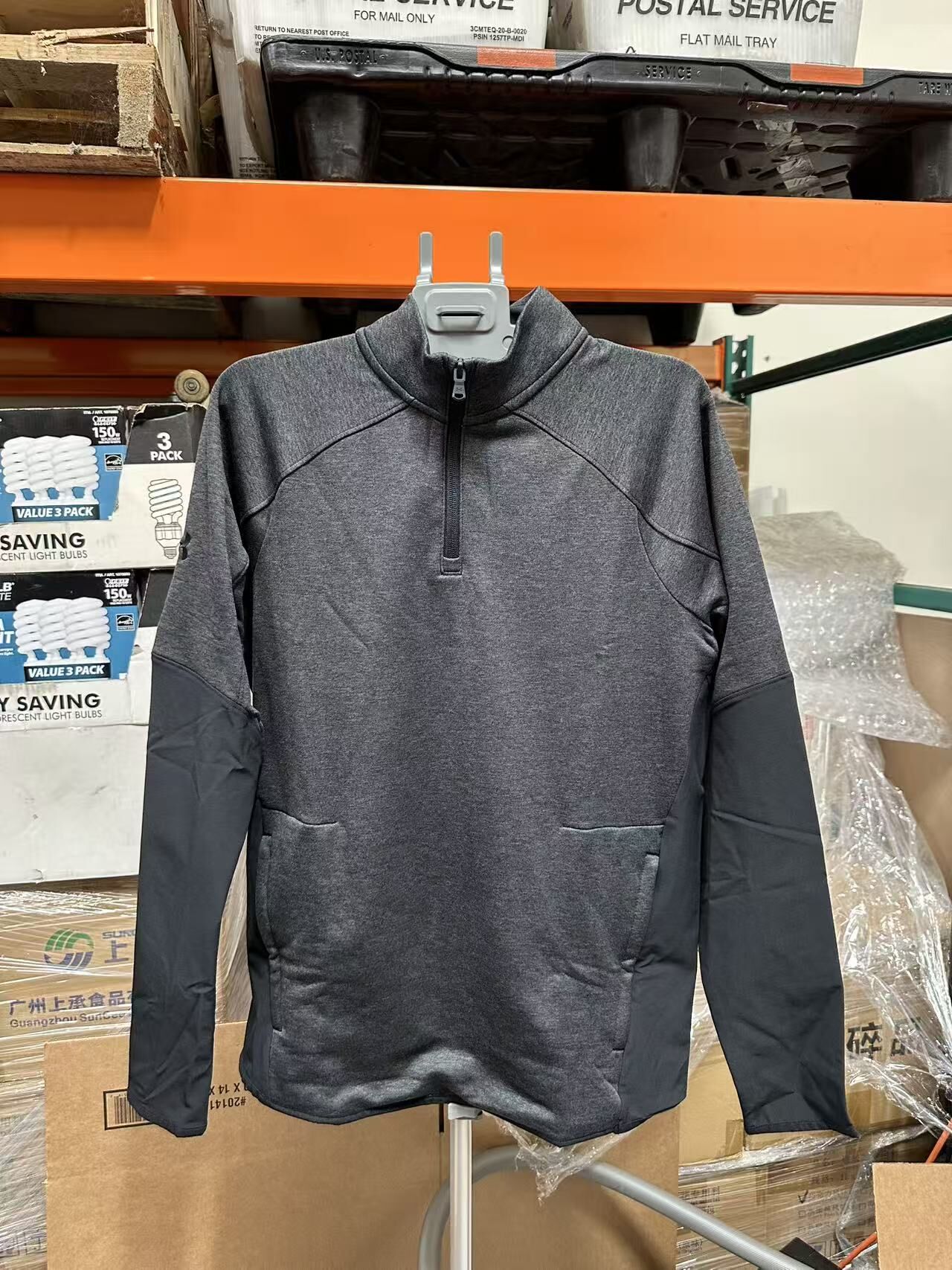 【直播】Under Armour LX0324814 男士拉鍊衫