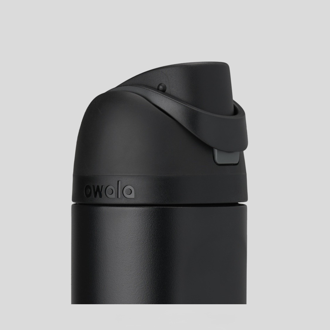 （預購）Owala FreeSip 24oz 極夜黑