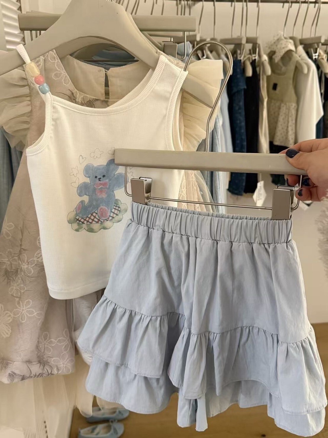 一穿就想跳舞的裙裙