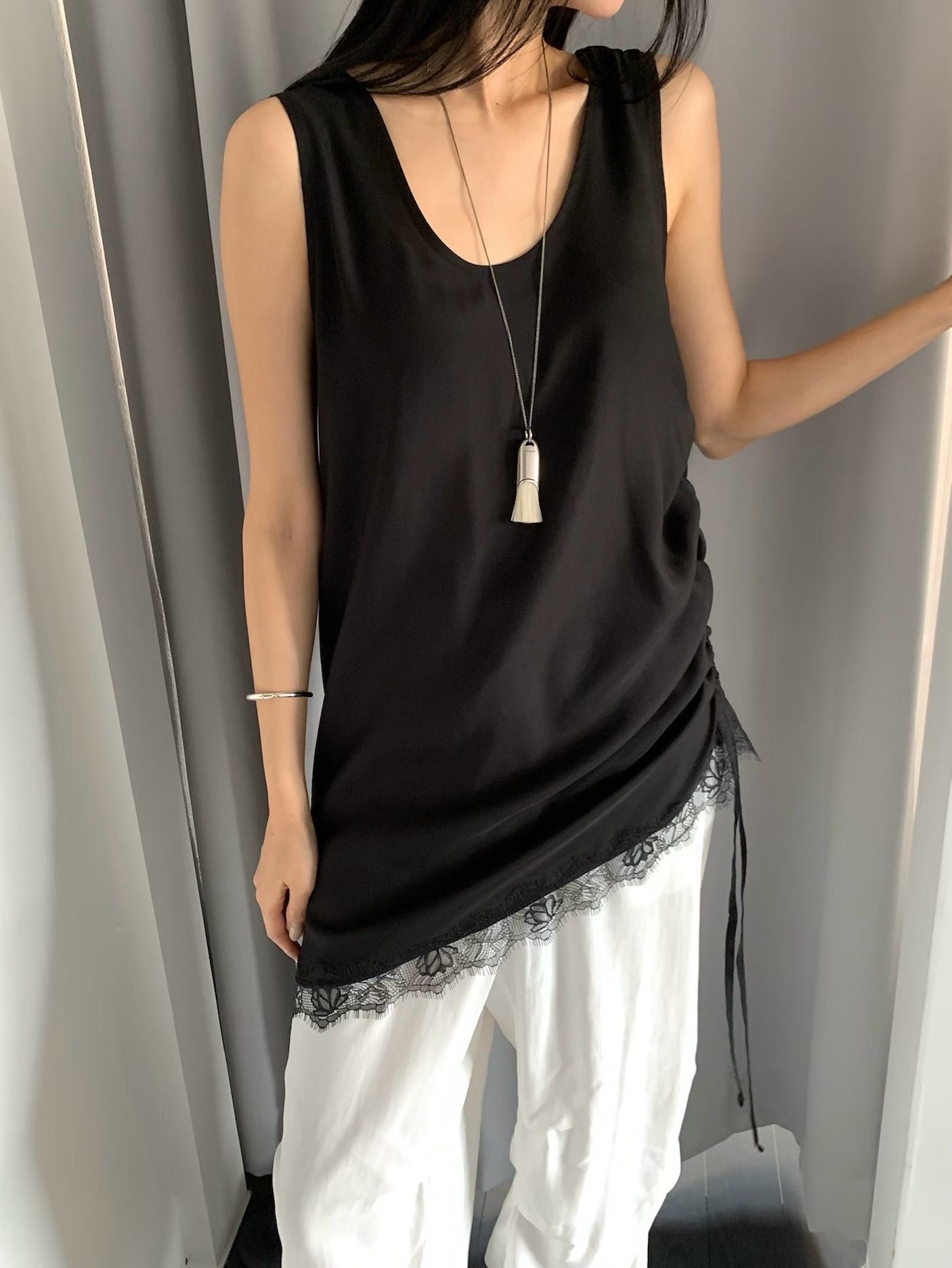 F10-側抓皺拼蕾絲背心(3色)