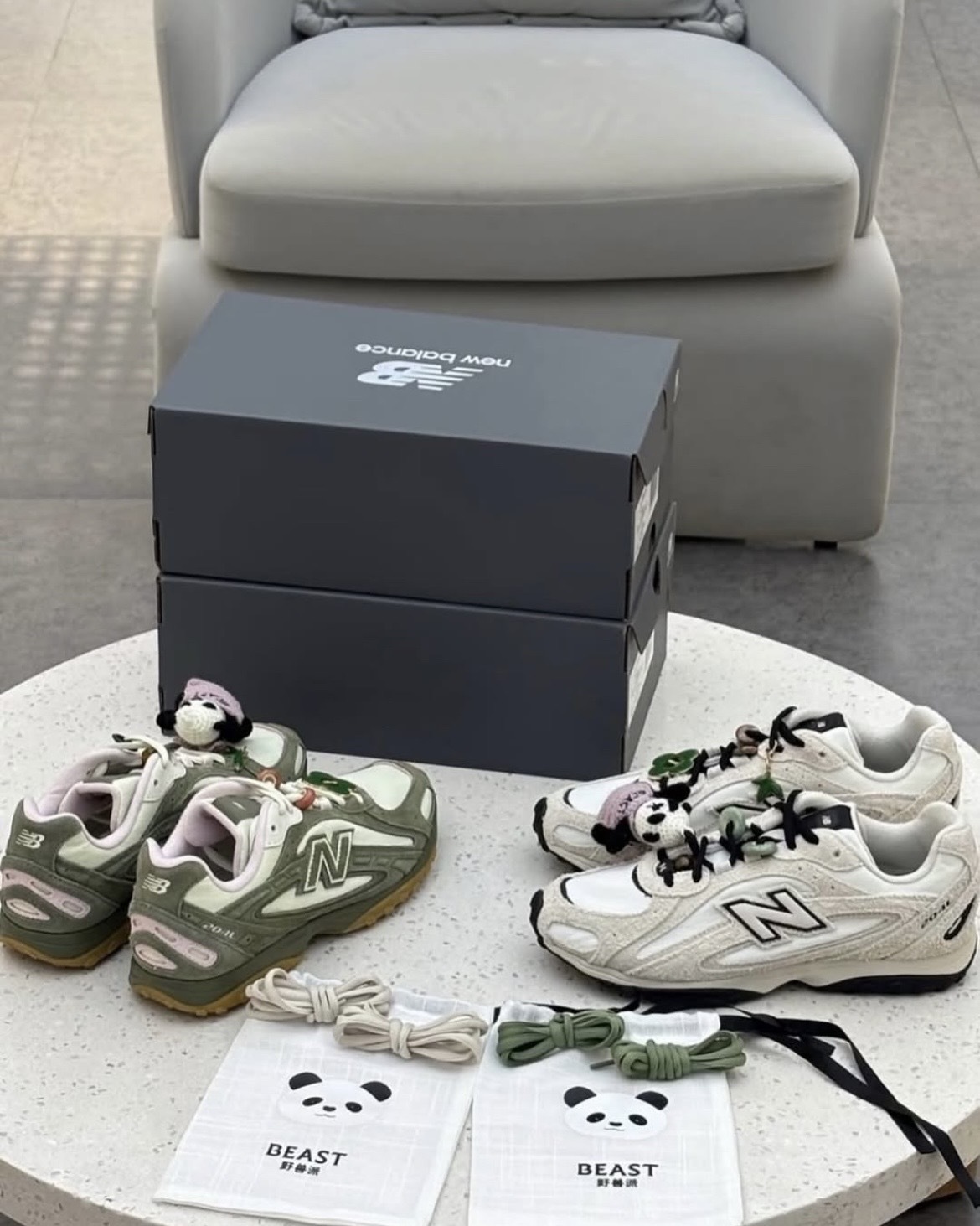 (預訂) BEAST x New Balance 204L 【兩色】