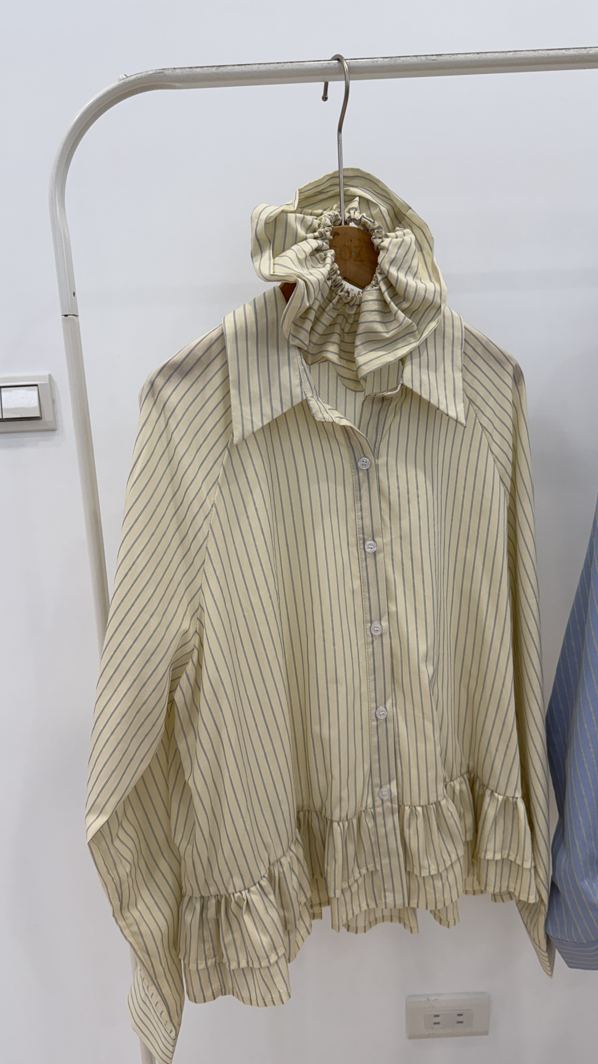 (1+1) 浪漫法式荷葉襯衫+髮圈 SET _309