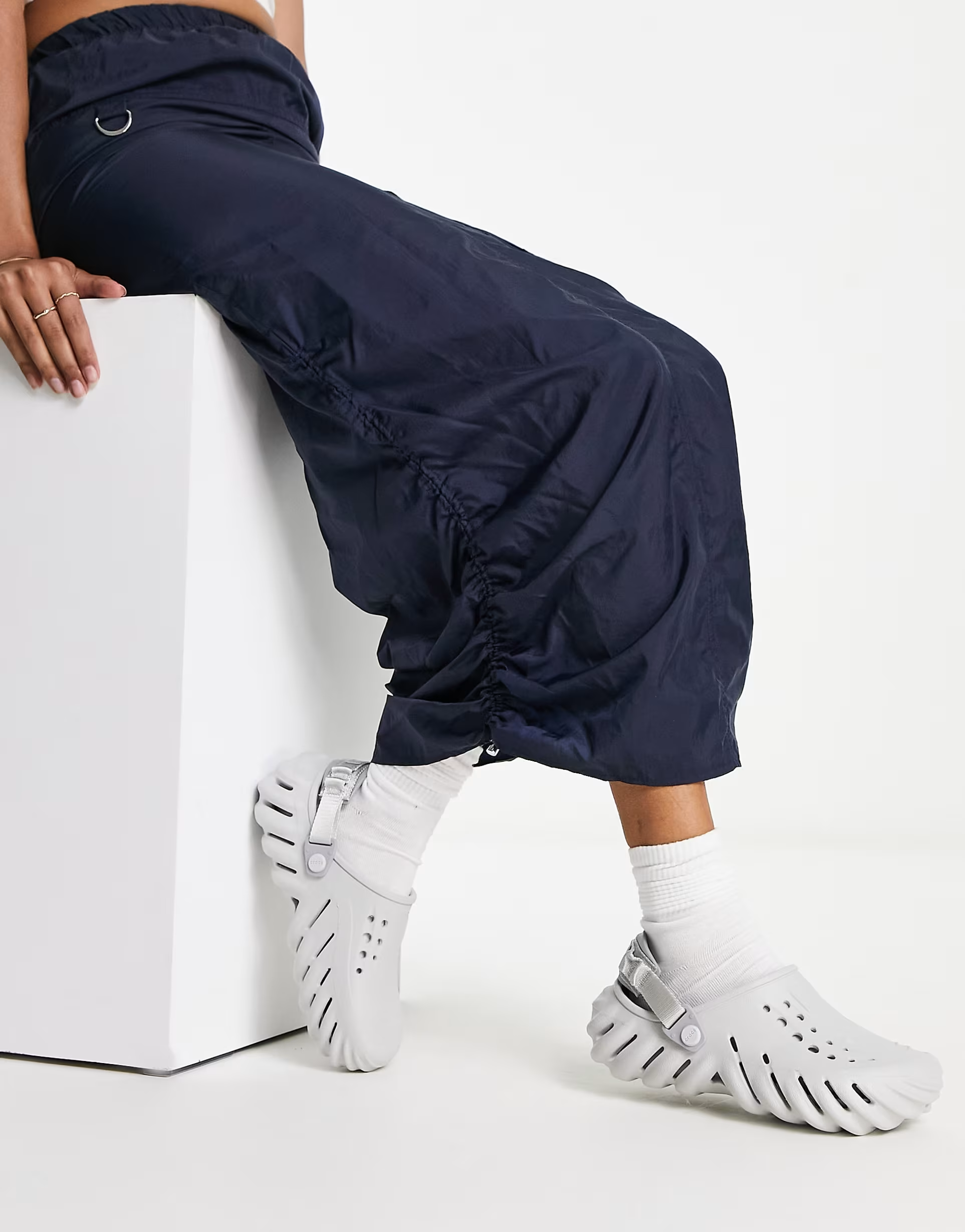 CROCS ECHO CLOG Atmosphere 淺灰