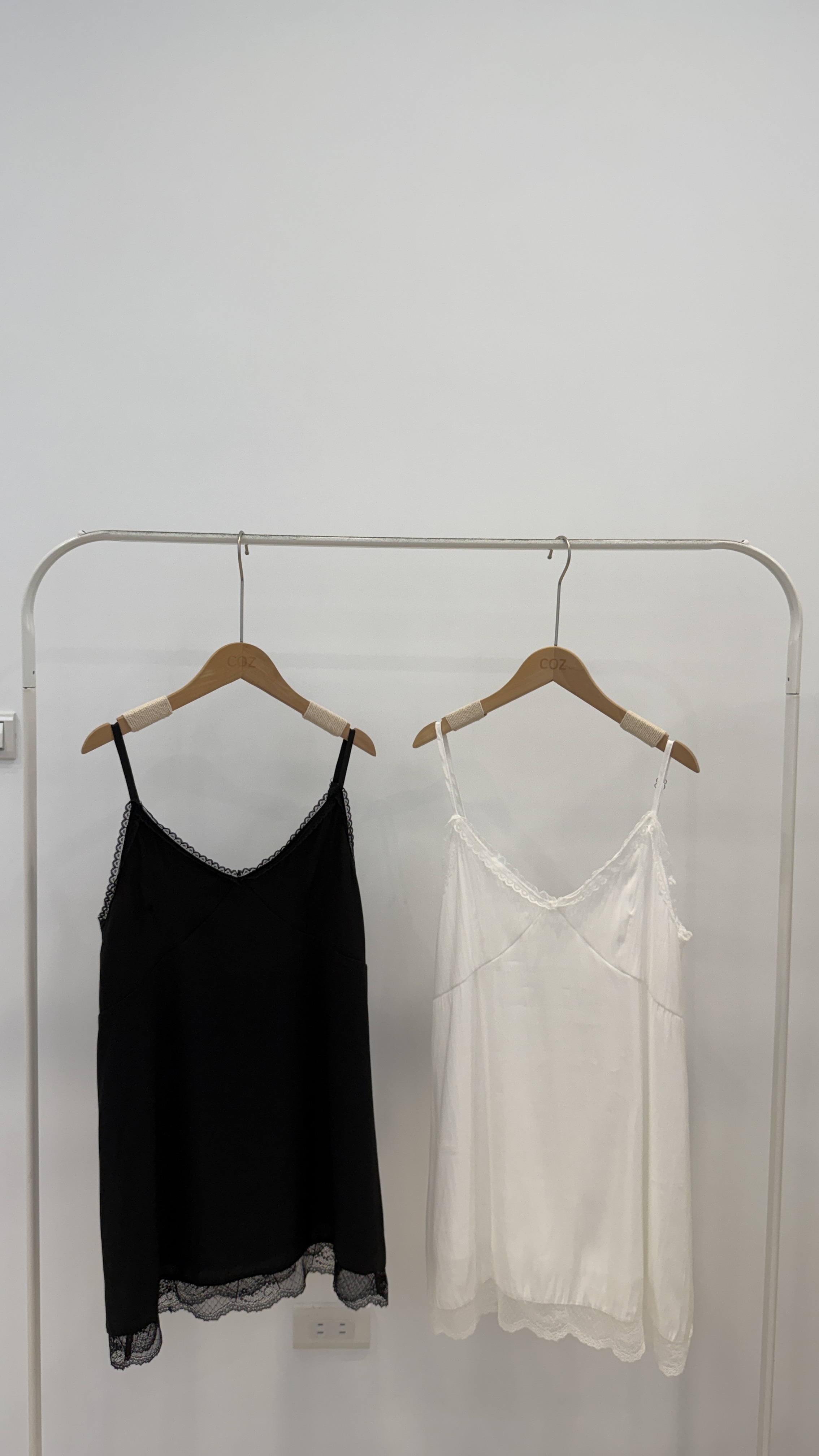 蕾蕾仙女的細肩蕾絲背心長上衣 _338