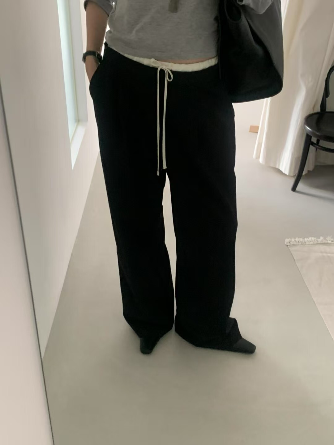 E11-多一節時髦褲頭高腰寬直筒褲(灰/黑)