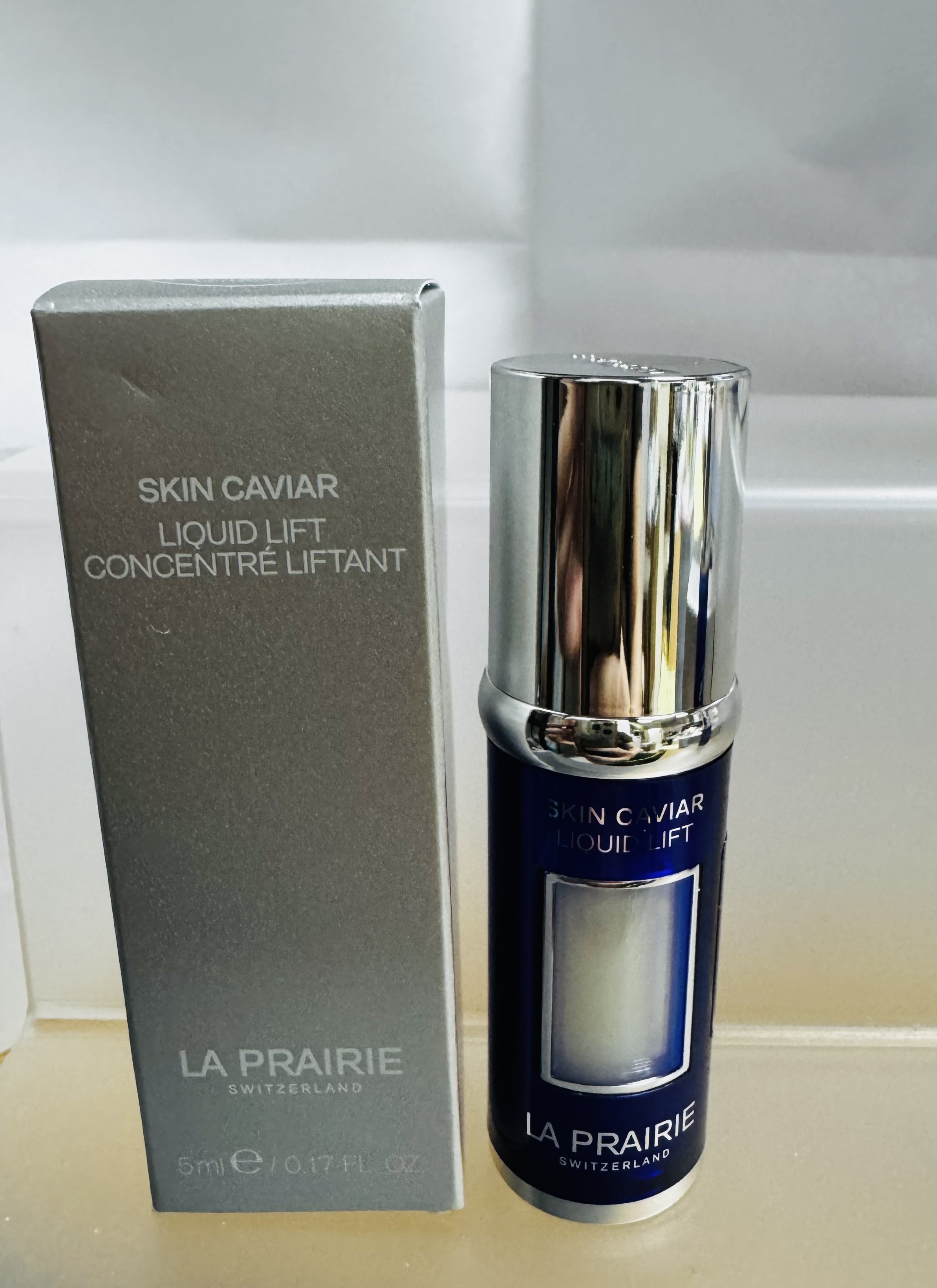 LA PRAIRIE CAVIAR LIQUID LIFT反重力魚子精華提升緊緻液 5ml$168/1 2個起$148