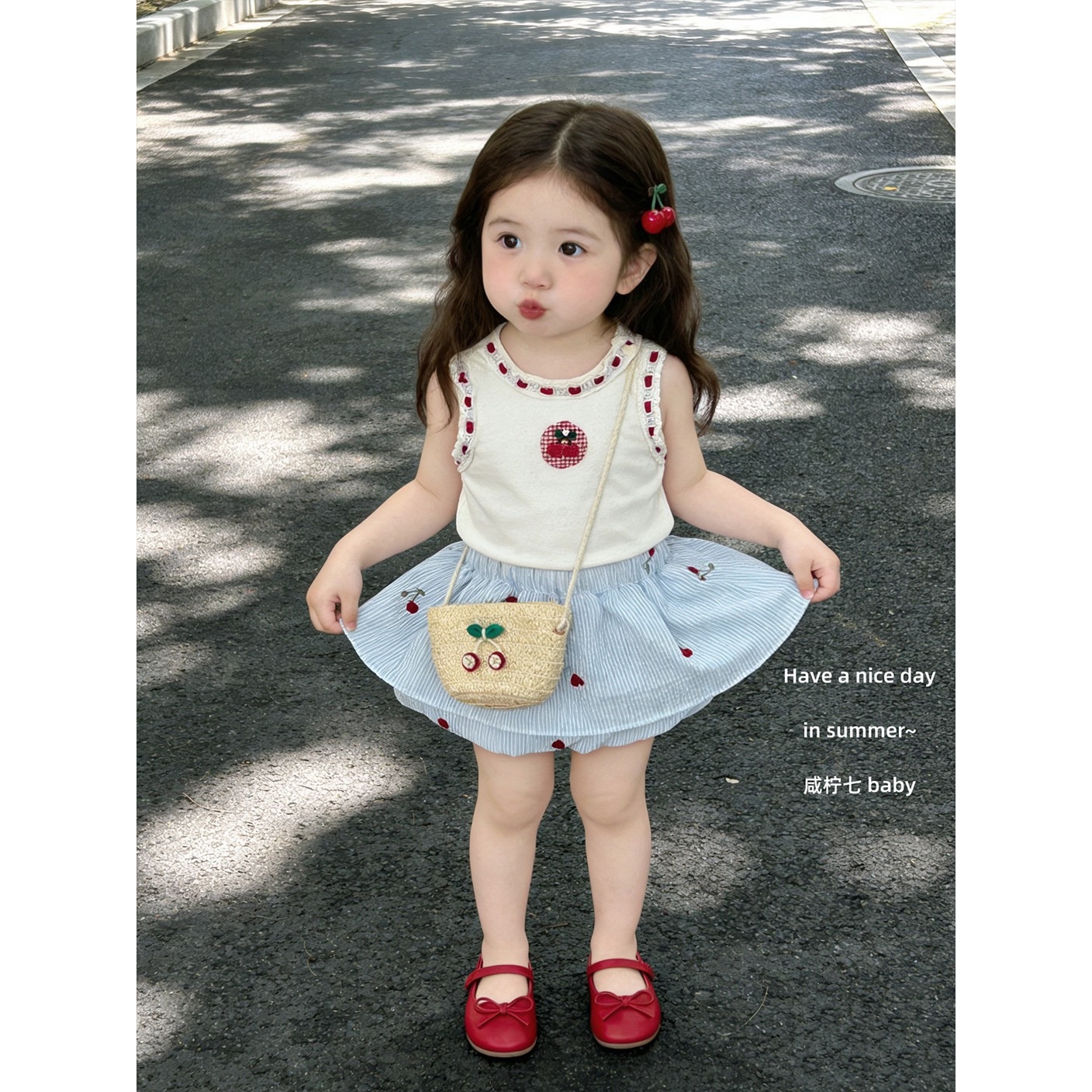 櫻桃背心+刺繡愛心花苞褲