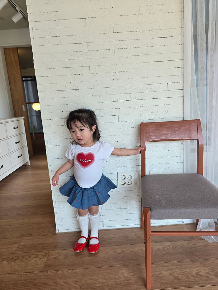 正韓夏COLOR 兩色愛心上衣