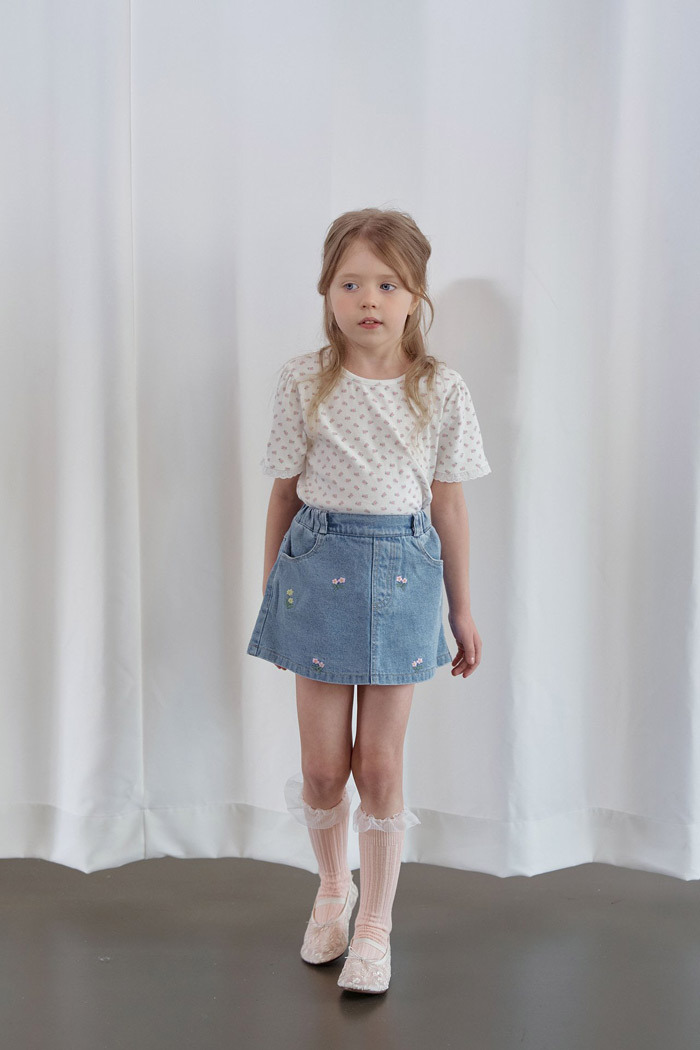 正韓夏momoann 刺繡花牛仔短褲