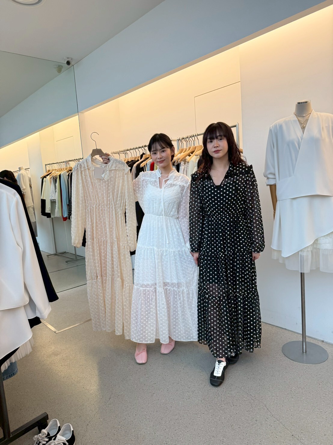 JU6019 雪紡蕾絲精緻長袖連身裙 *特價* (優惠碼同充值購物金不適用)