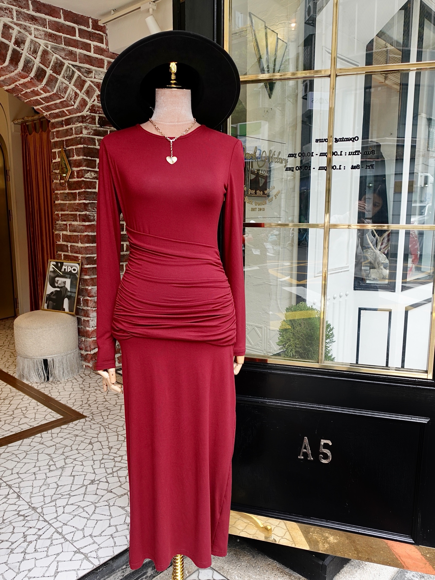 Burgundy勃根地酒紅色抽縐針織Maxi Dress