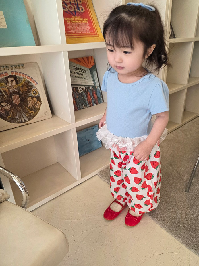 正韓夏COLOR 下擺拼接蕾絲上衣