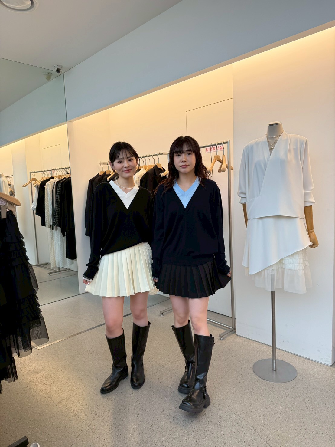 JU6002 時尚拼色領針織流蘇上衣