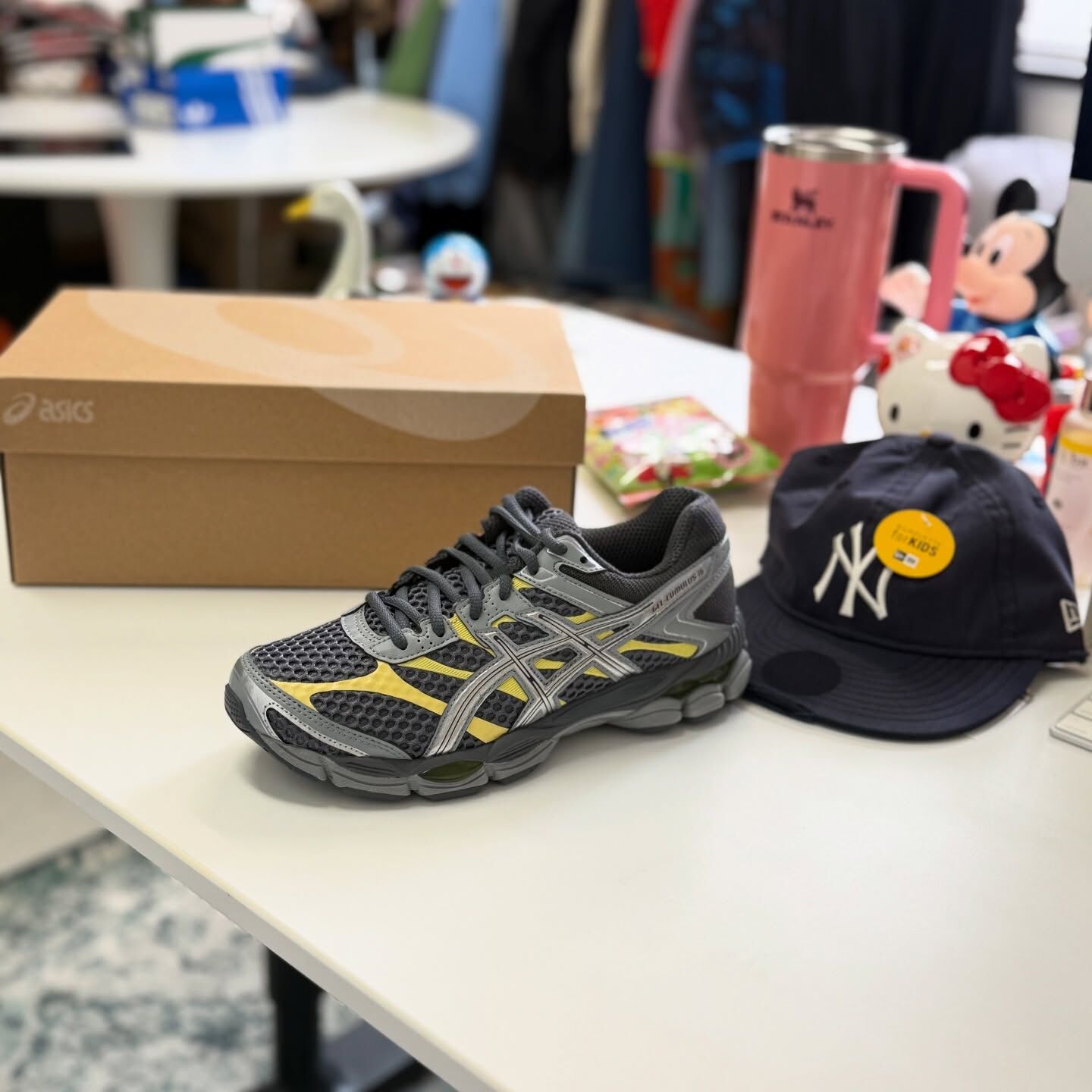 Asics Gel-Cumulus 16 日本新款 灰銀 米黃 銀色 復古鞋 1203A733-020