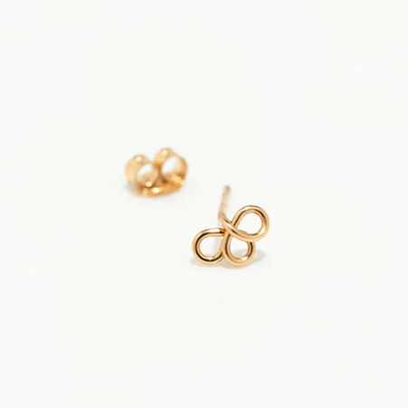 1YA0326-144 [YAY PARIS] Petal Stud Earrings Laminated Gold #7tomp100 (EU)