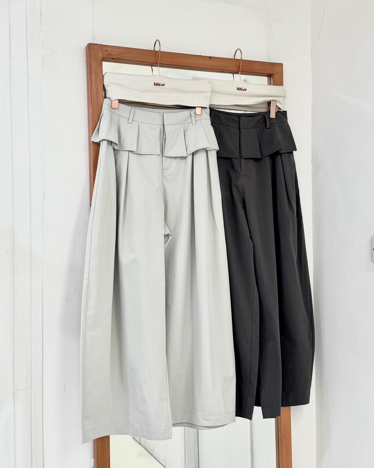 褶腰邊斜布闊褲