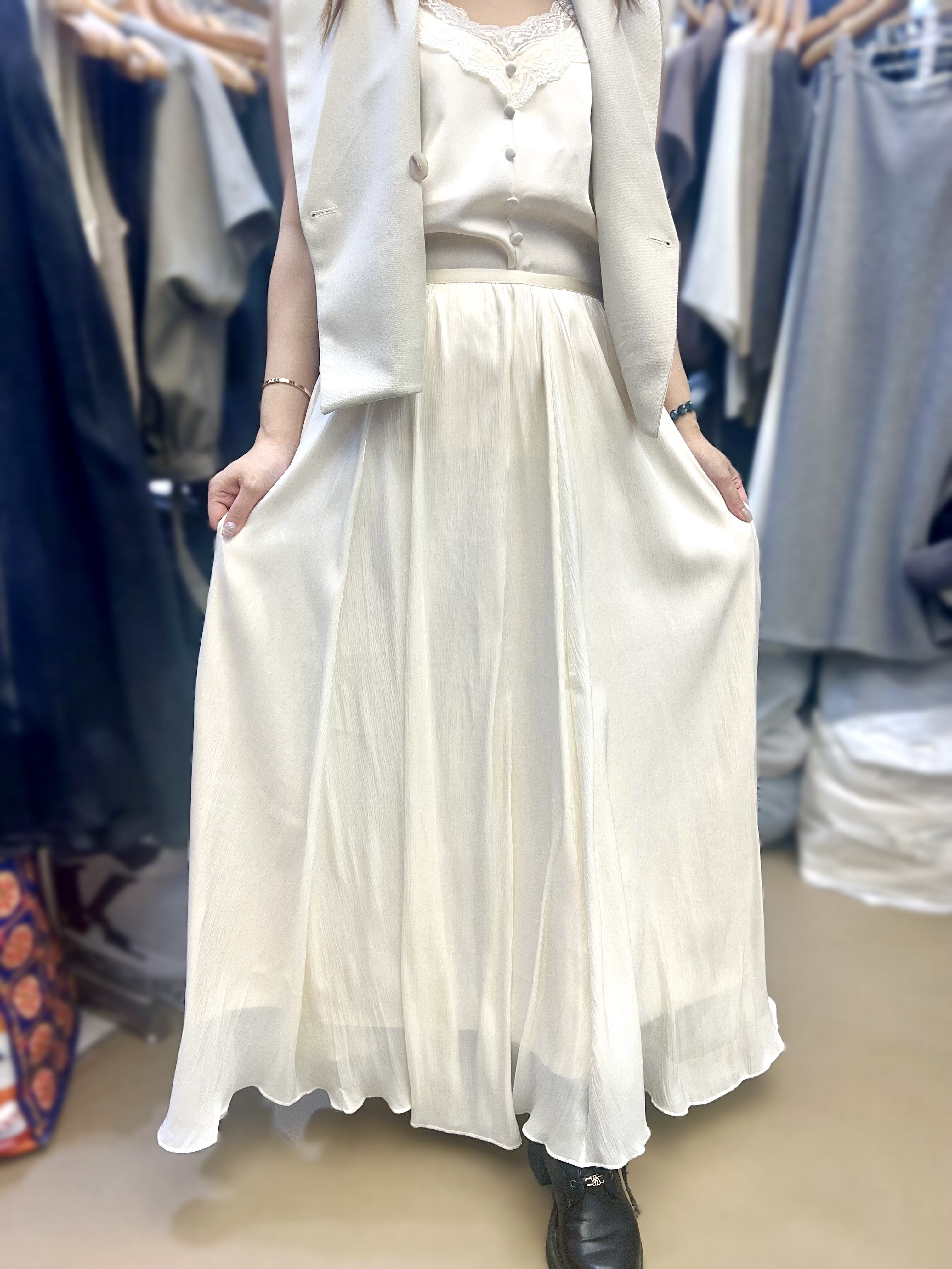 SS07 腰25-39 HIP70 長36 $469 (一口價)