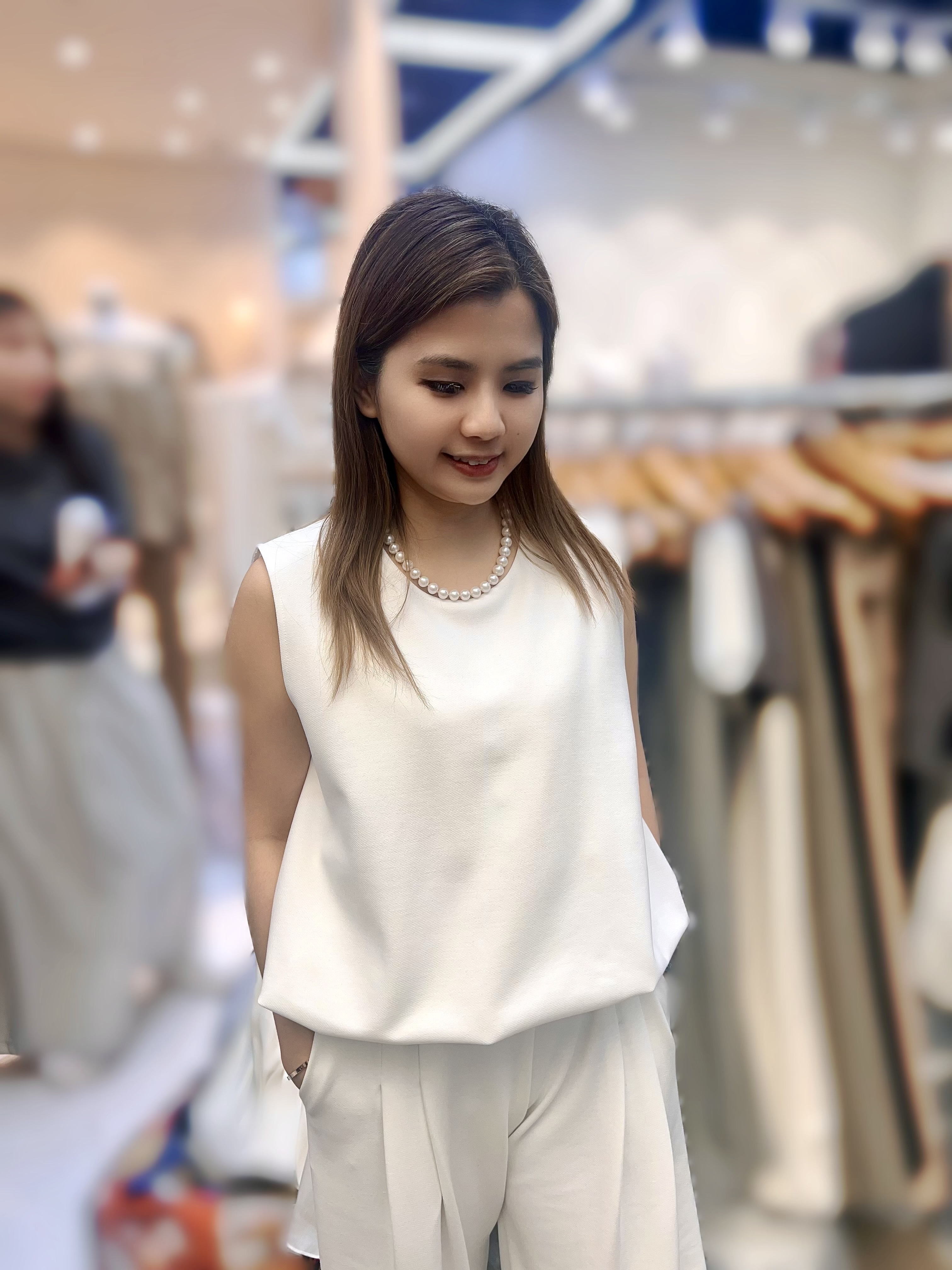 SS05 胸39 長20 $429 (一口價)