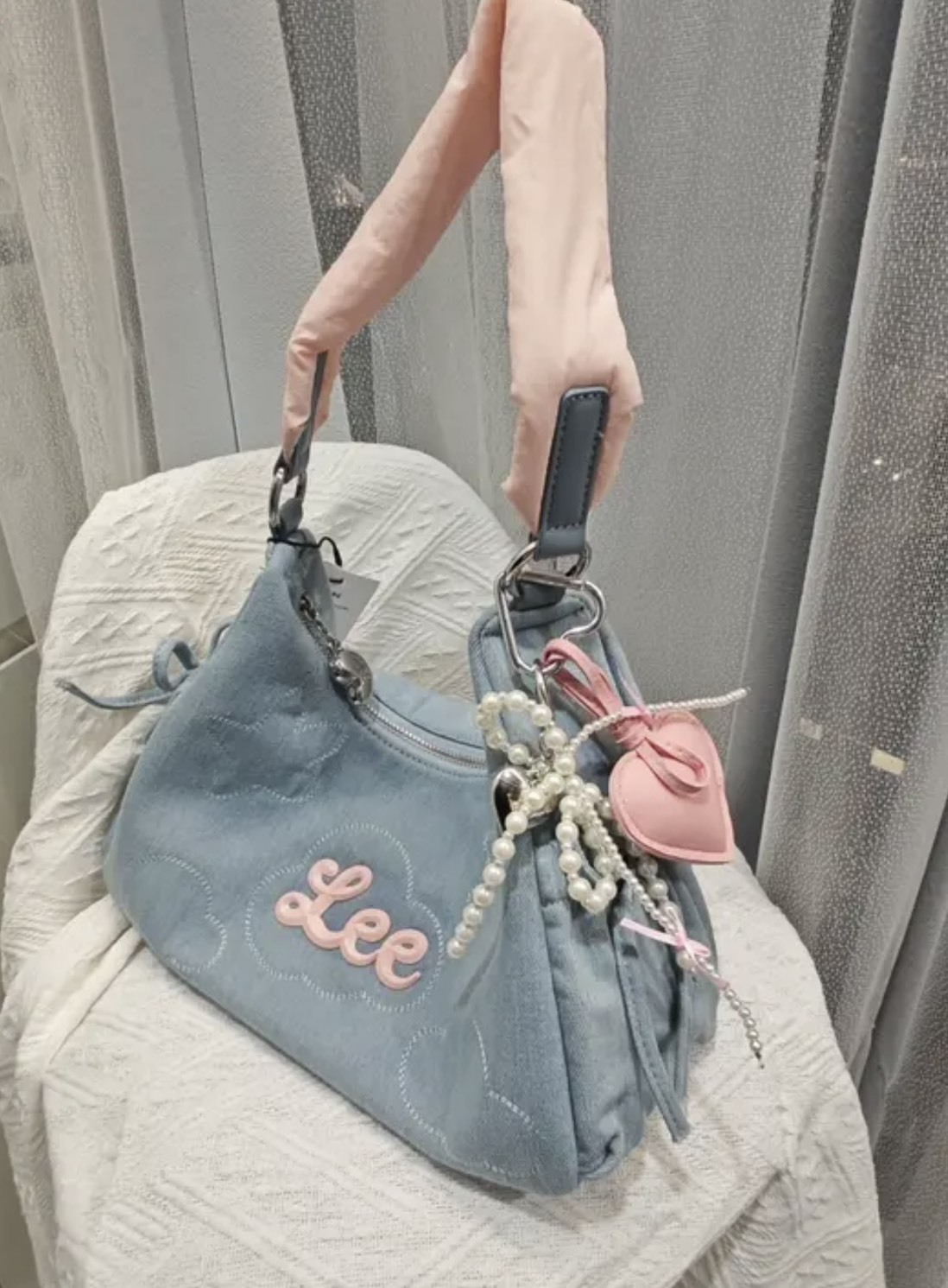 < 限量10顆 > LEE 雲朵芭蕾蝴蝶結包 腋下包