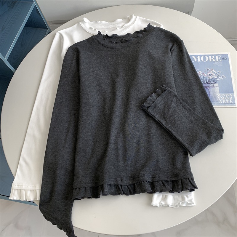 No.1673 薄絨圓領拼接花邊打底衫