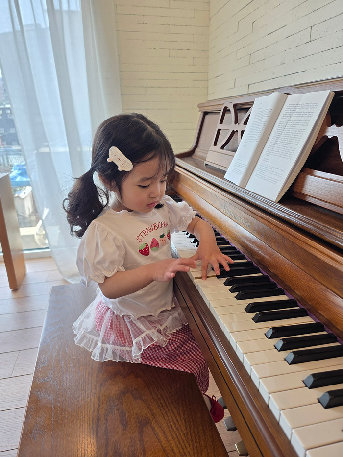 正韓夏COLOR 兩色拼接蕾絲格子縮口褲