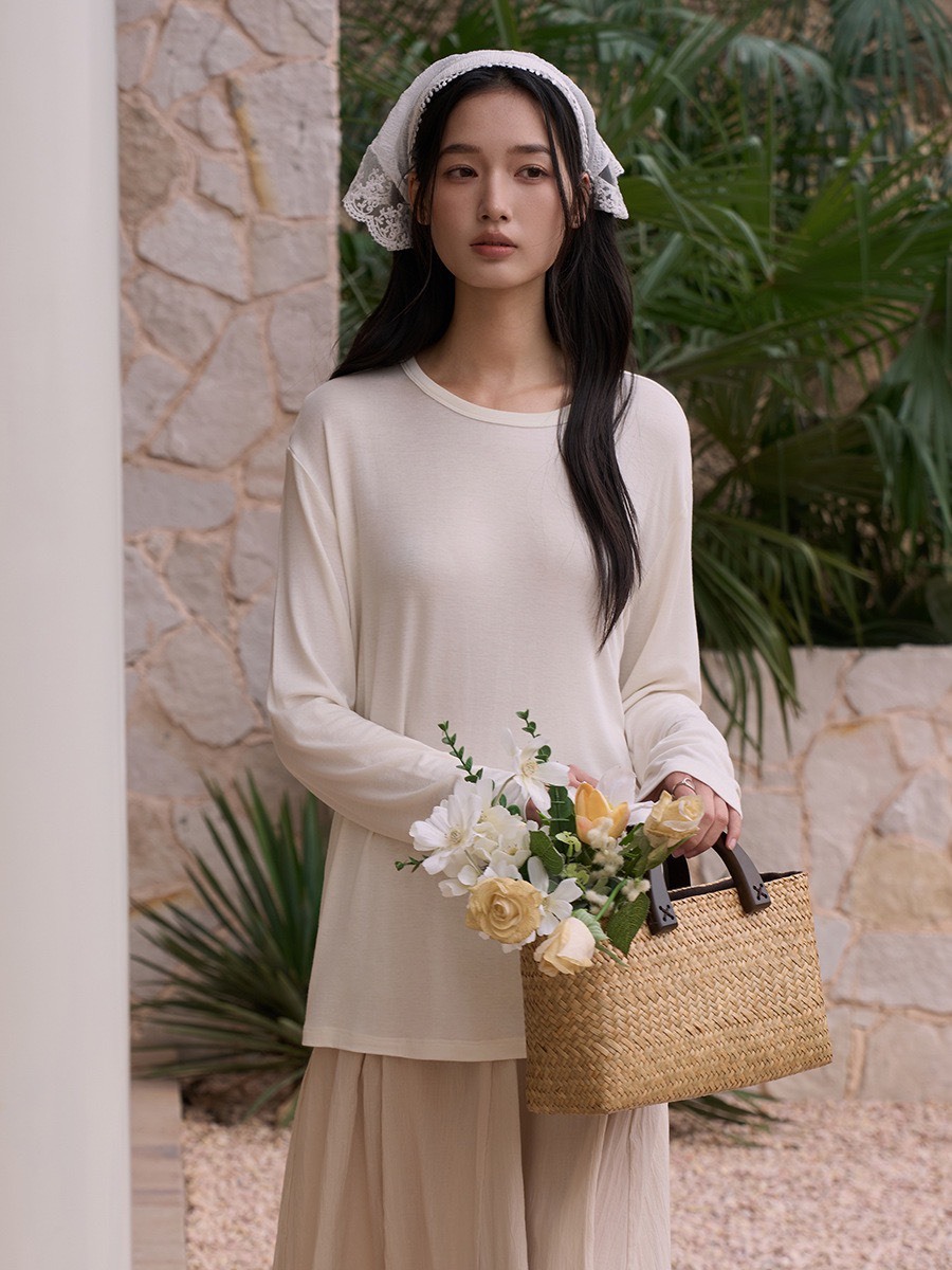 No.1671 木頭家莫代爾羊毛蠶絲圓領明線打底衫