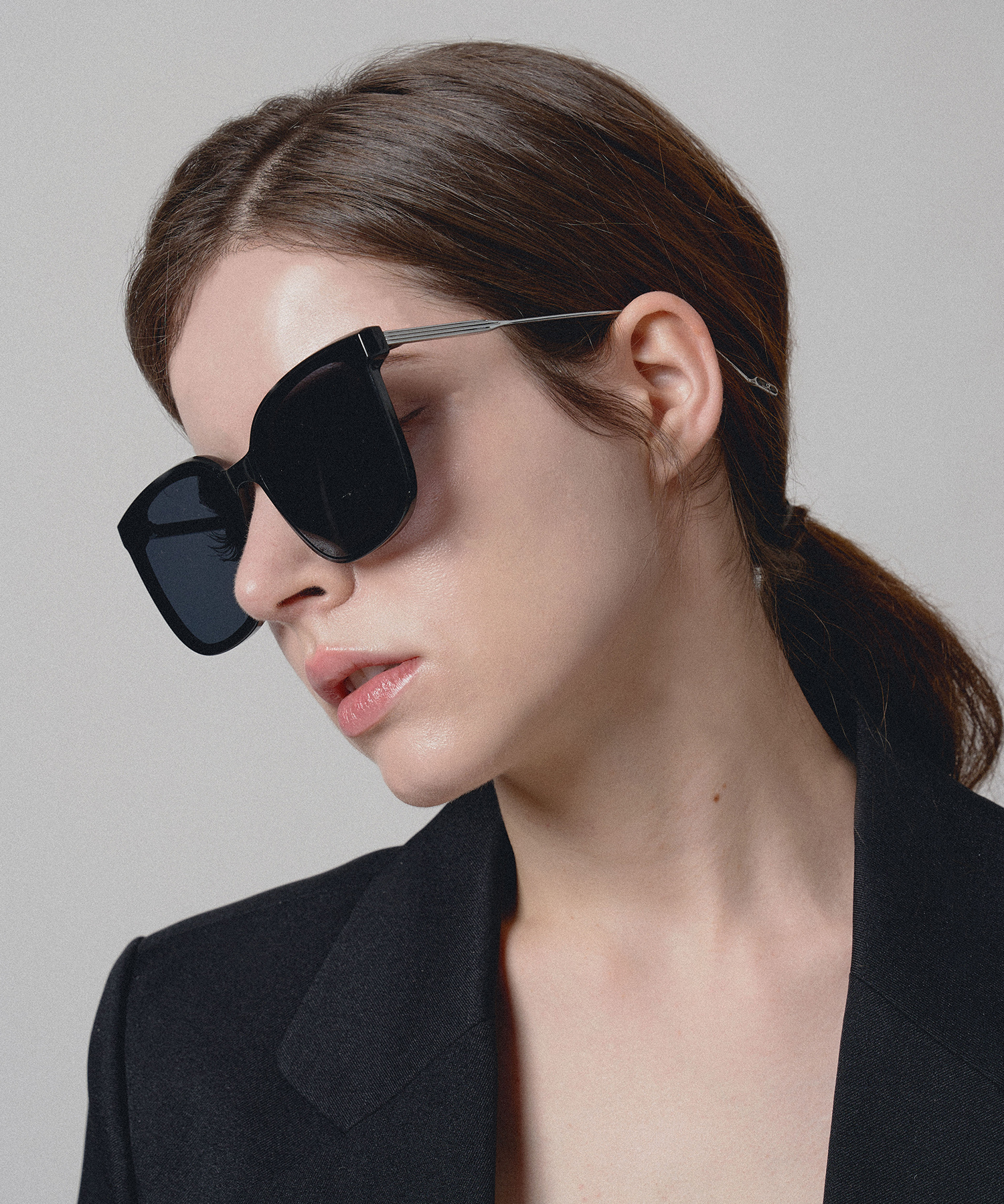 Q32 RECLOW REWEGO SUNGLASS BLACK