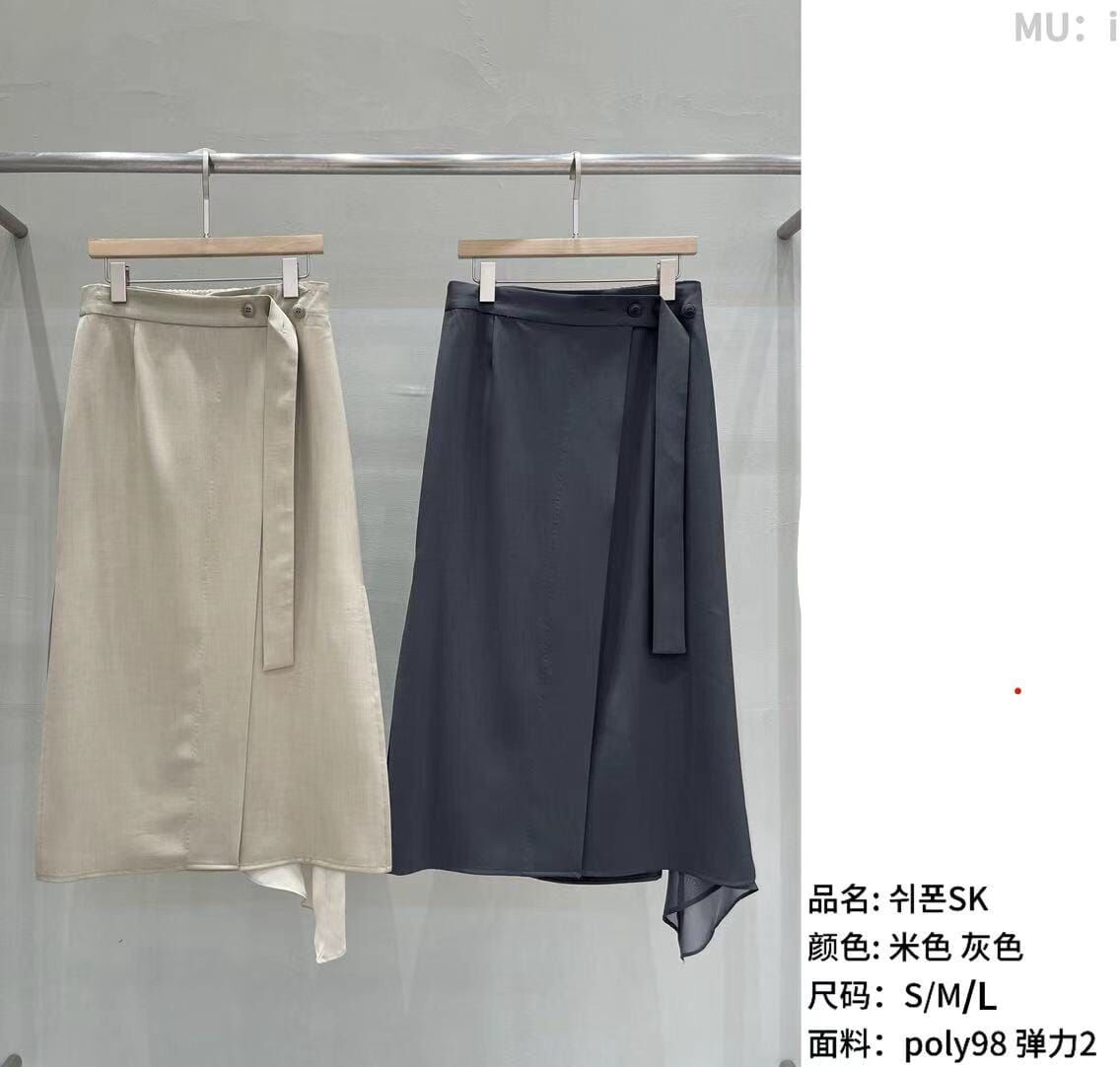 MU6047 單側扣雙層材質長裙
