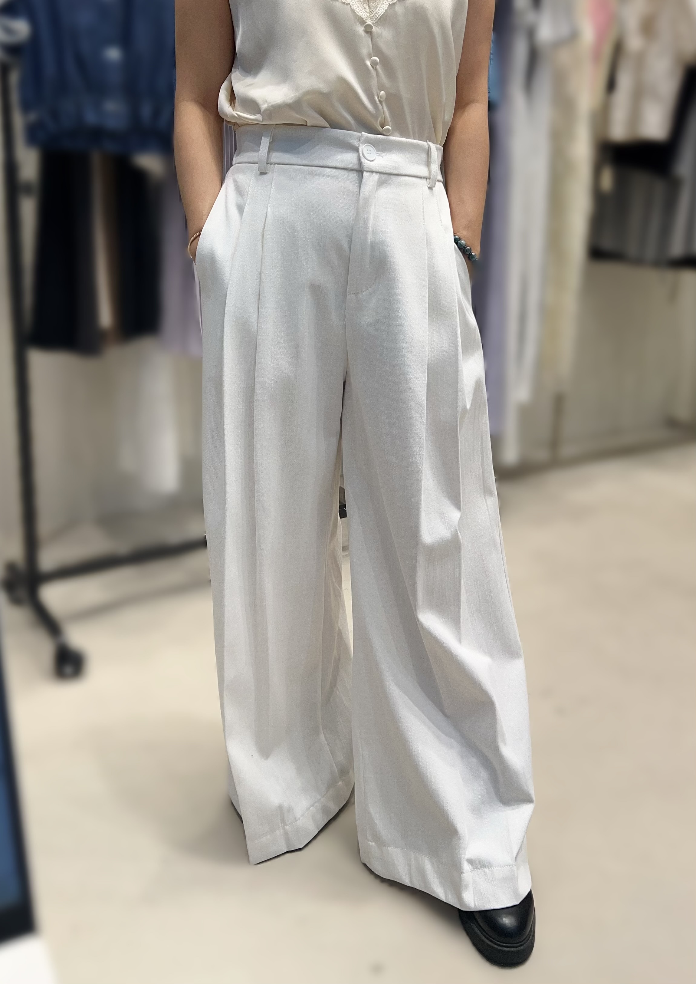 HP08  褲腰26-34 HIP48 長39.5 $409 (一口價)