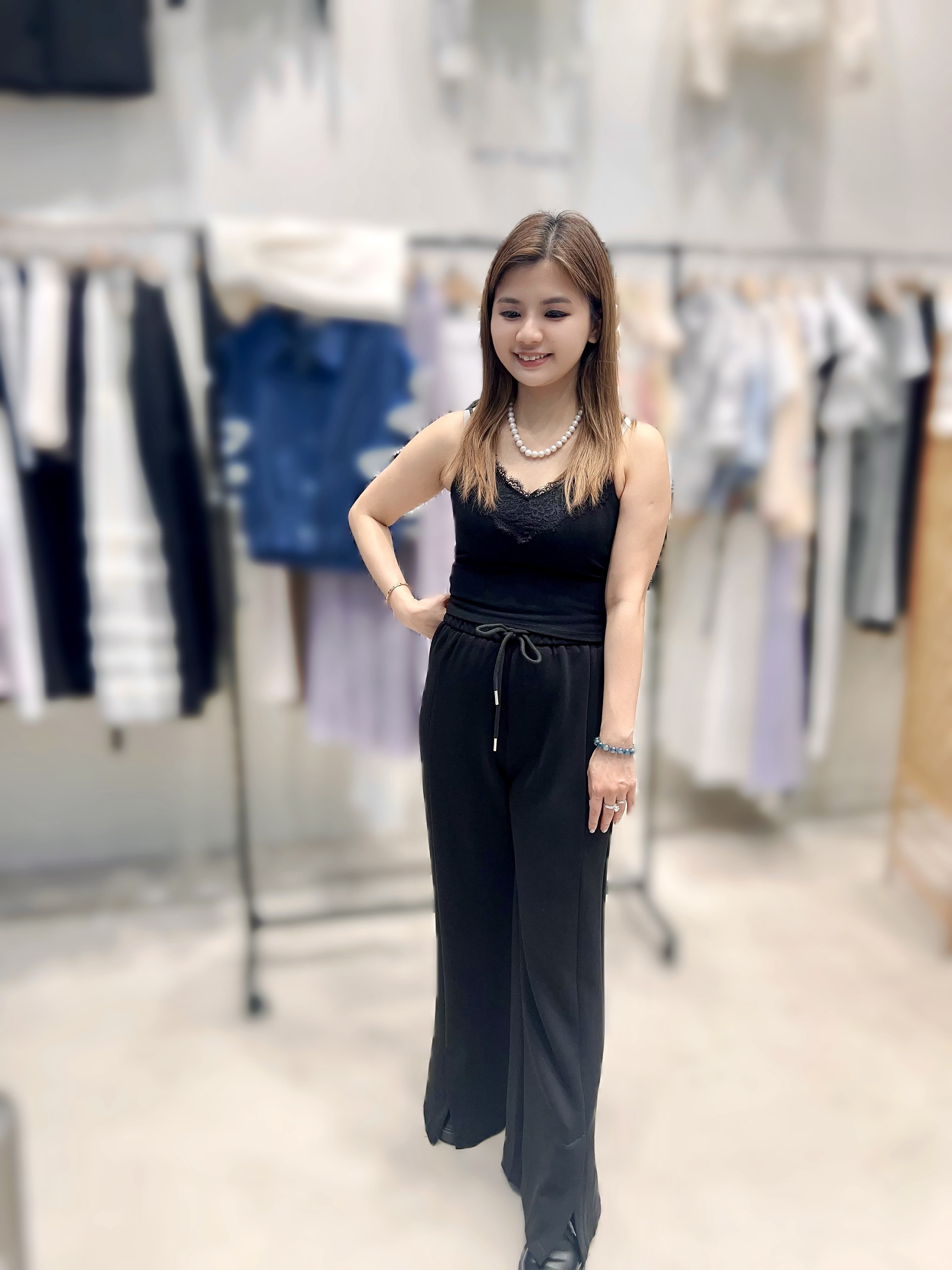 HP12  褲 腰26-40 HIP42-52 長39 $409 (一口價)