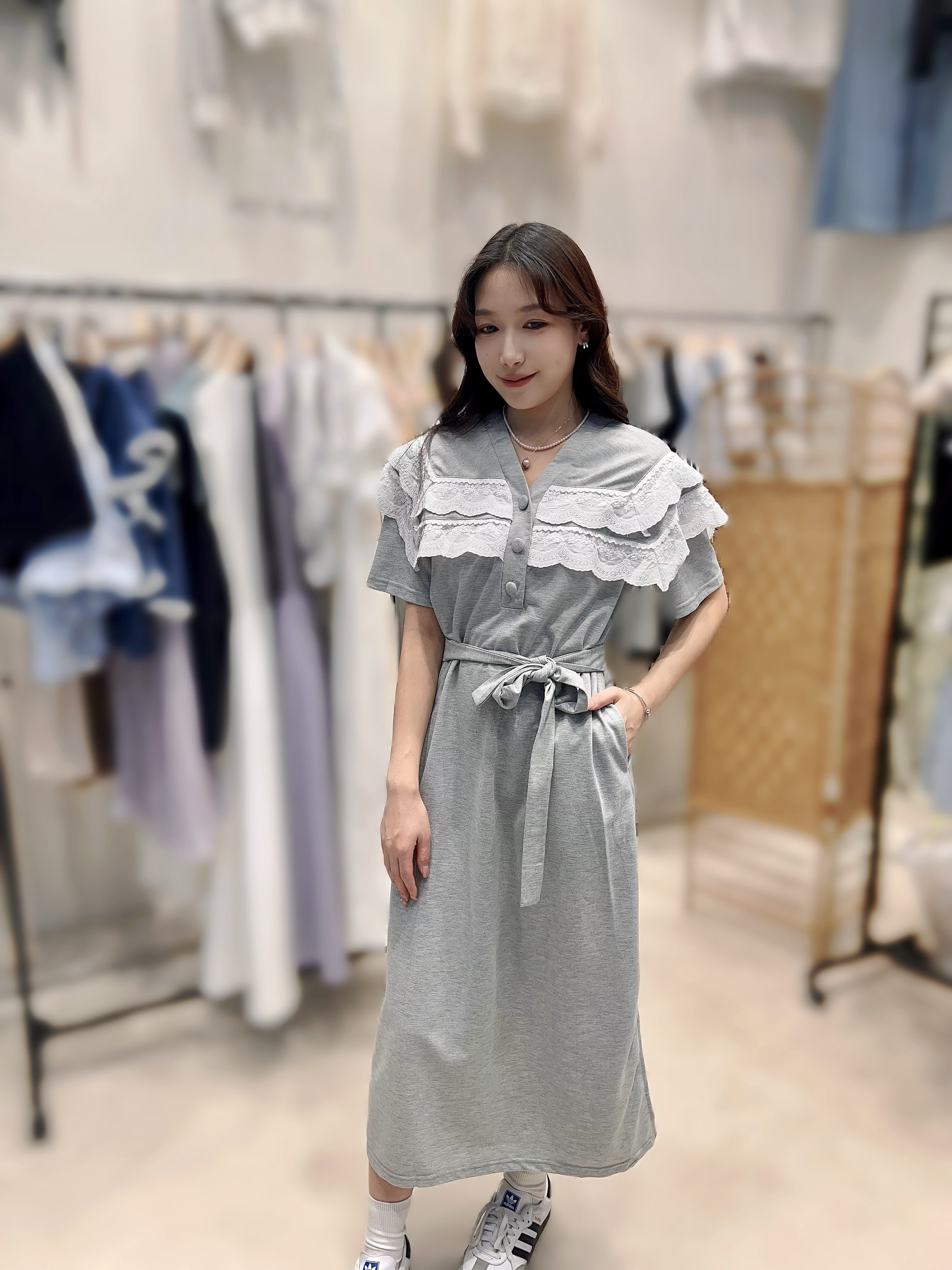 HP25 胸44 腰42 HIP44 長49 $459 (一口價)