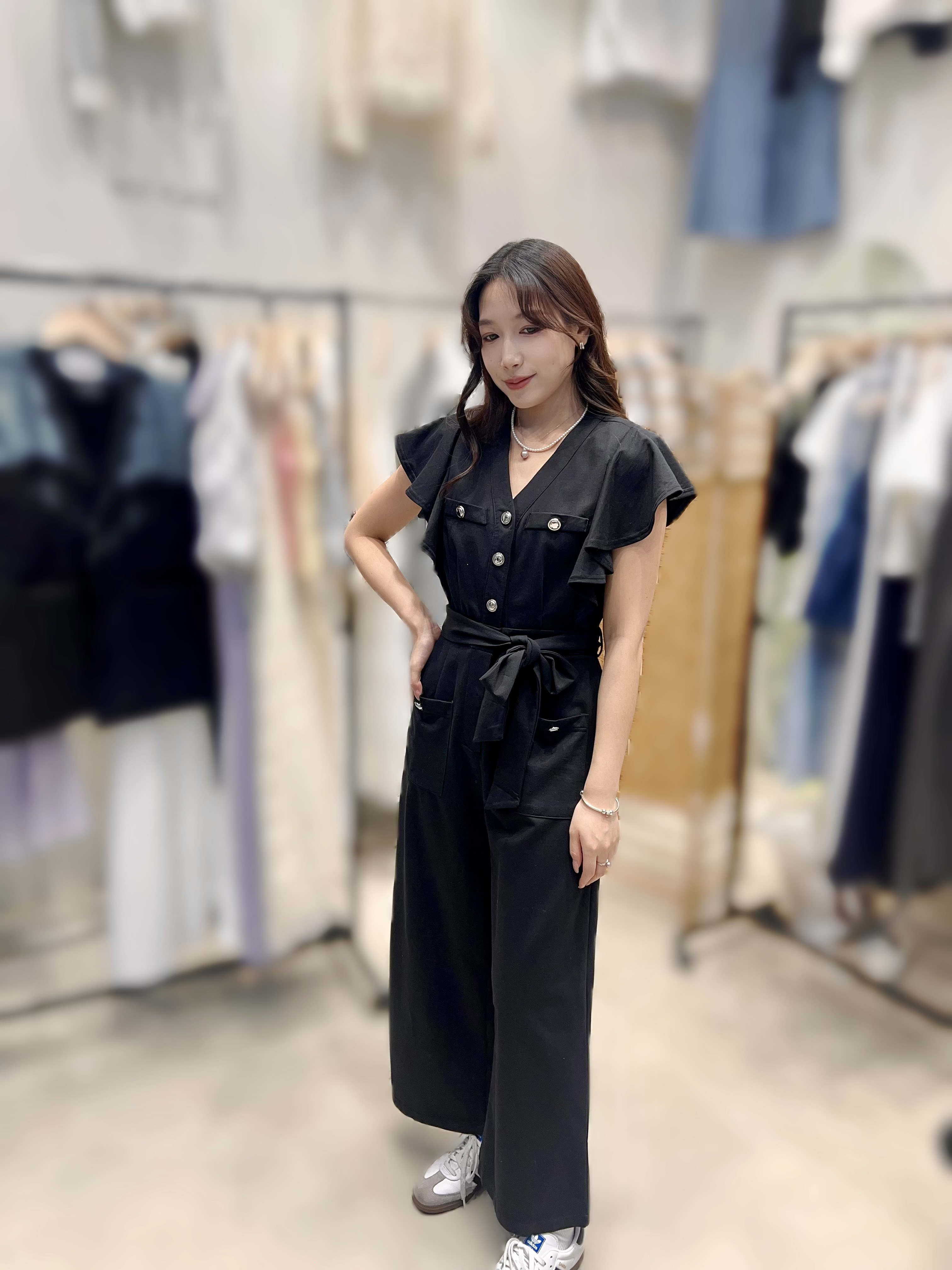 HP24  胸44 腰28-40HIP50  長54 $ 479(一口價)