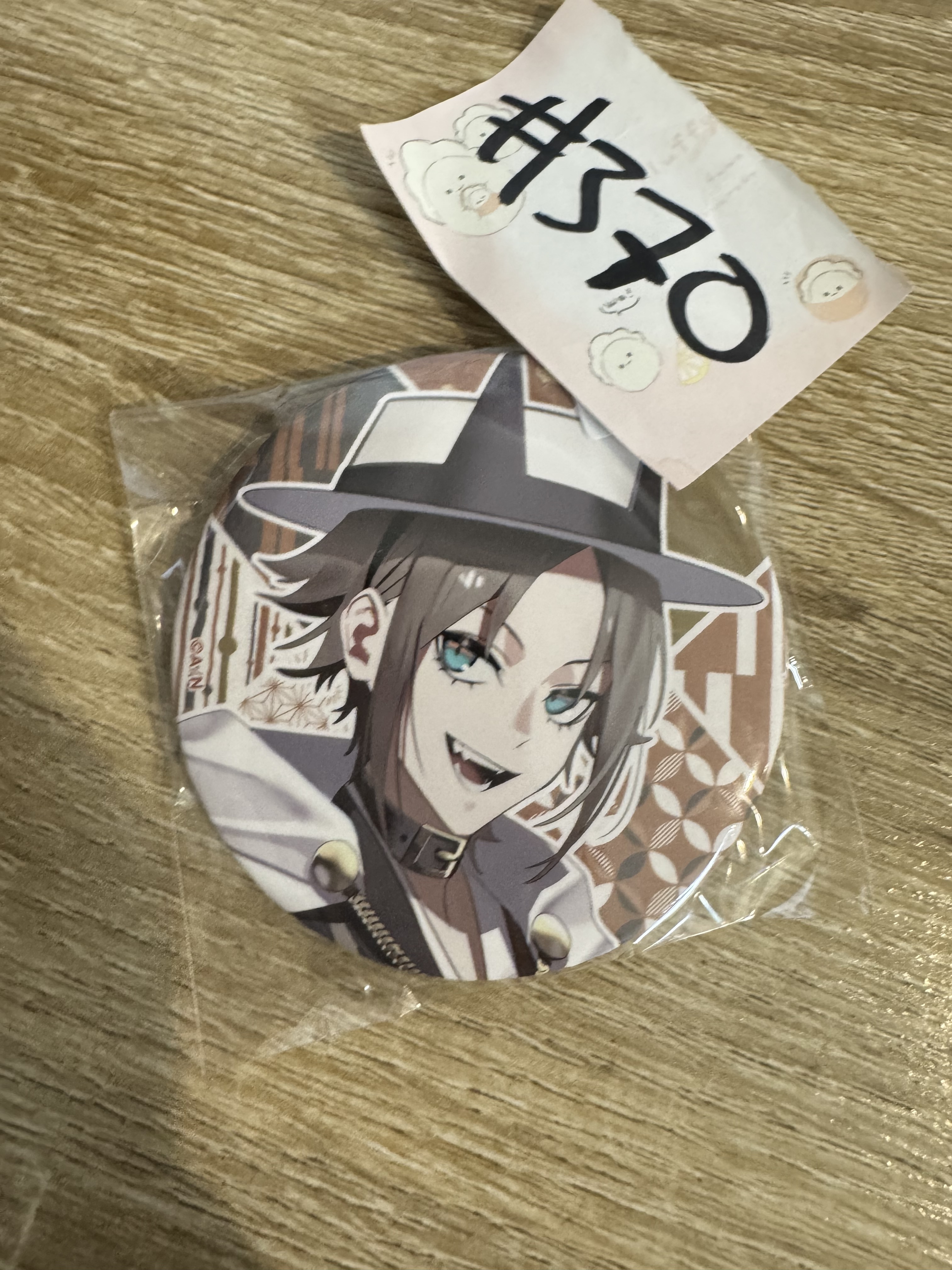 彩虹社 MYSTA 襟章#370