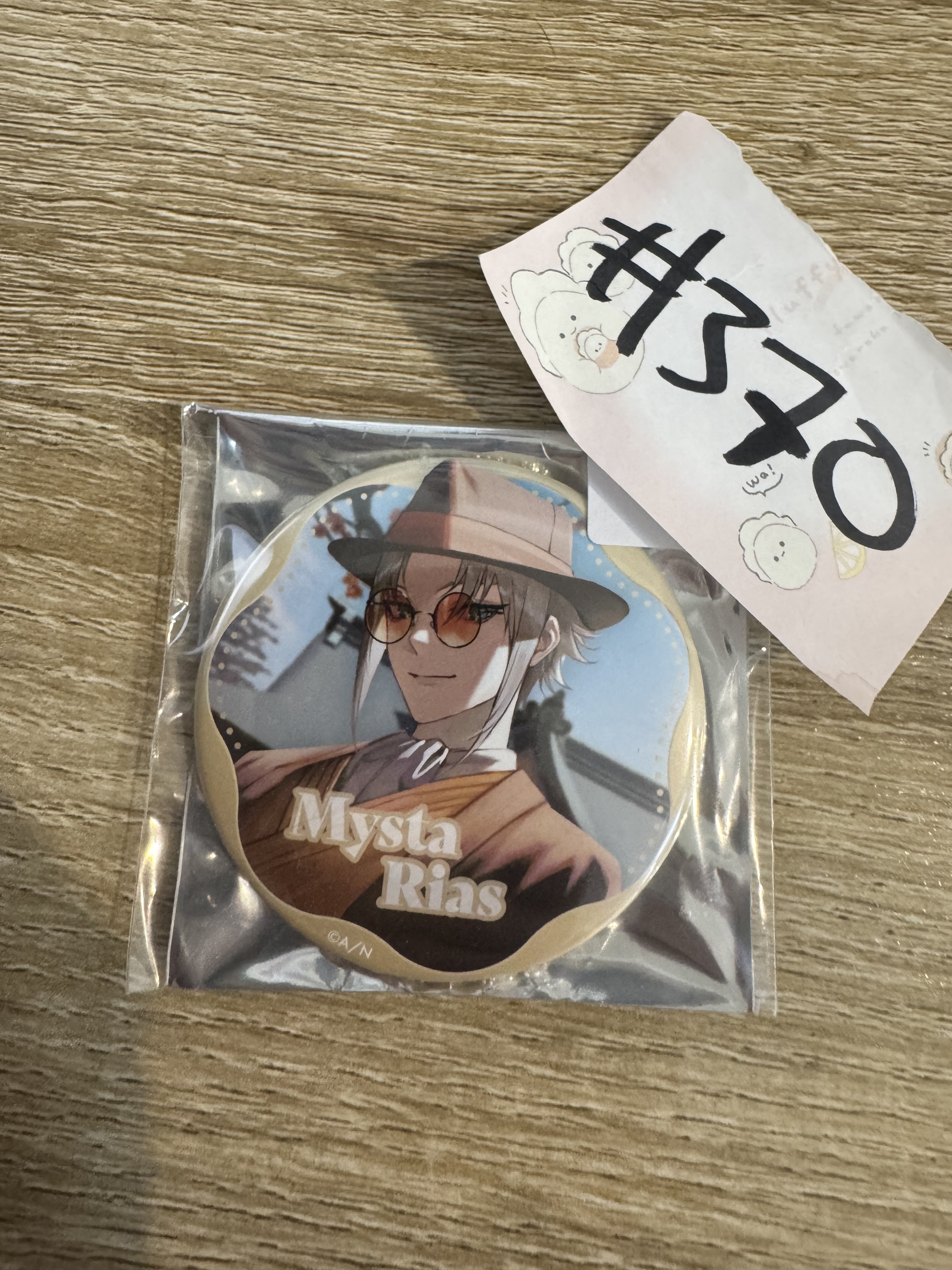 彩虹社 MYSTA 襟章#370